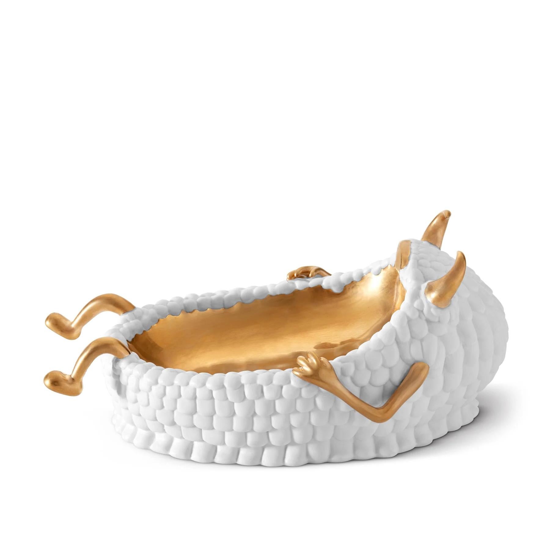 Bol Chill Cow White tout en porcelaine en 
finition blanche avec finition plaquée or (24K) 
et à l'intérieur de la cuvette.