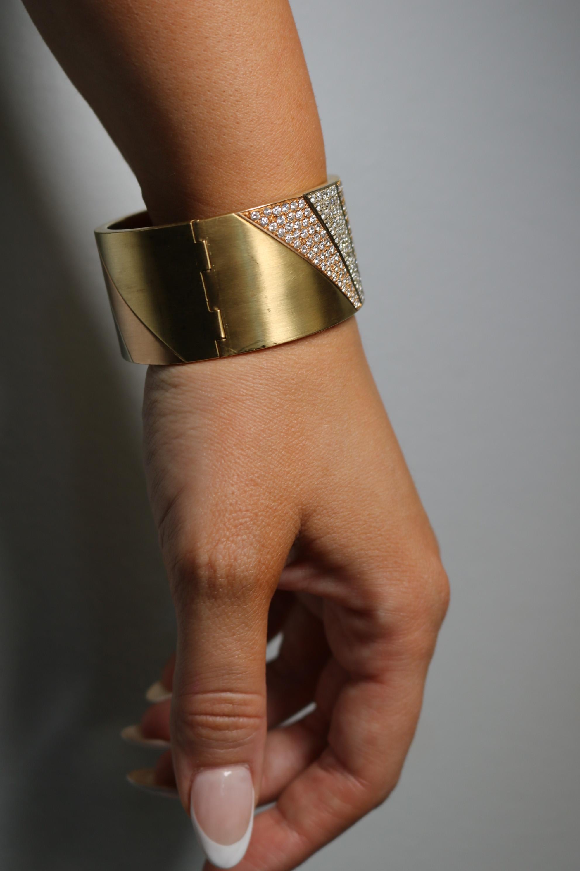 Chimento Bracciale alba con diamanti 18 carati in oro giallo massiccio ~11.56ctw in vendita 11