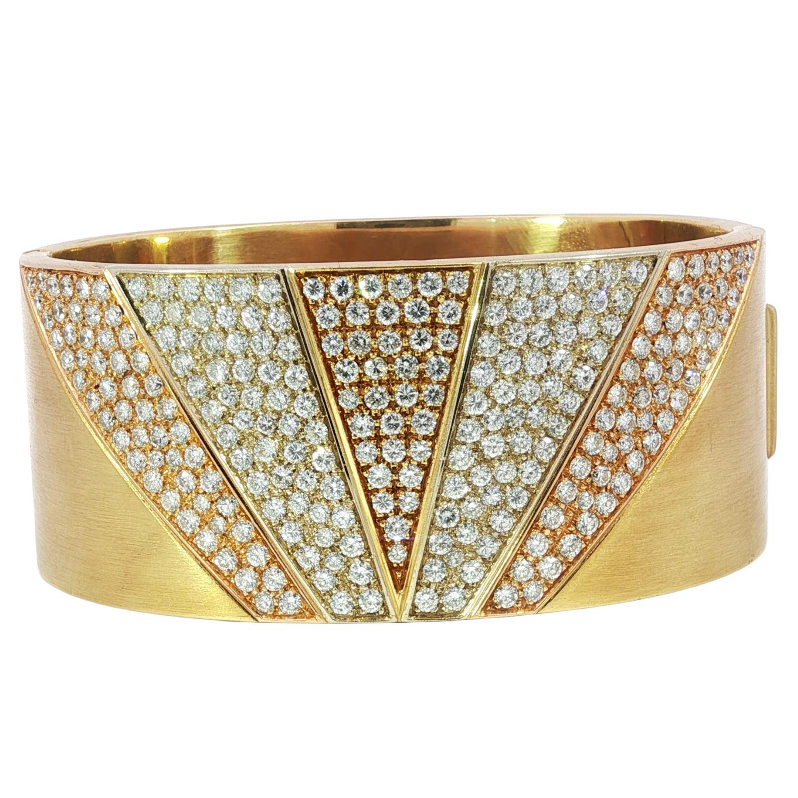 Chimento Bracciale alba con diamanti 18 carati in oro giallo massiccio ~11.56ctw In condizioni buone in vendita a Fairfield, CT