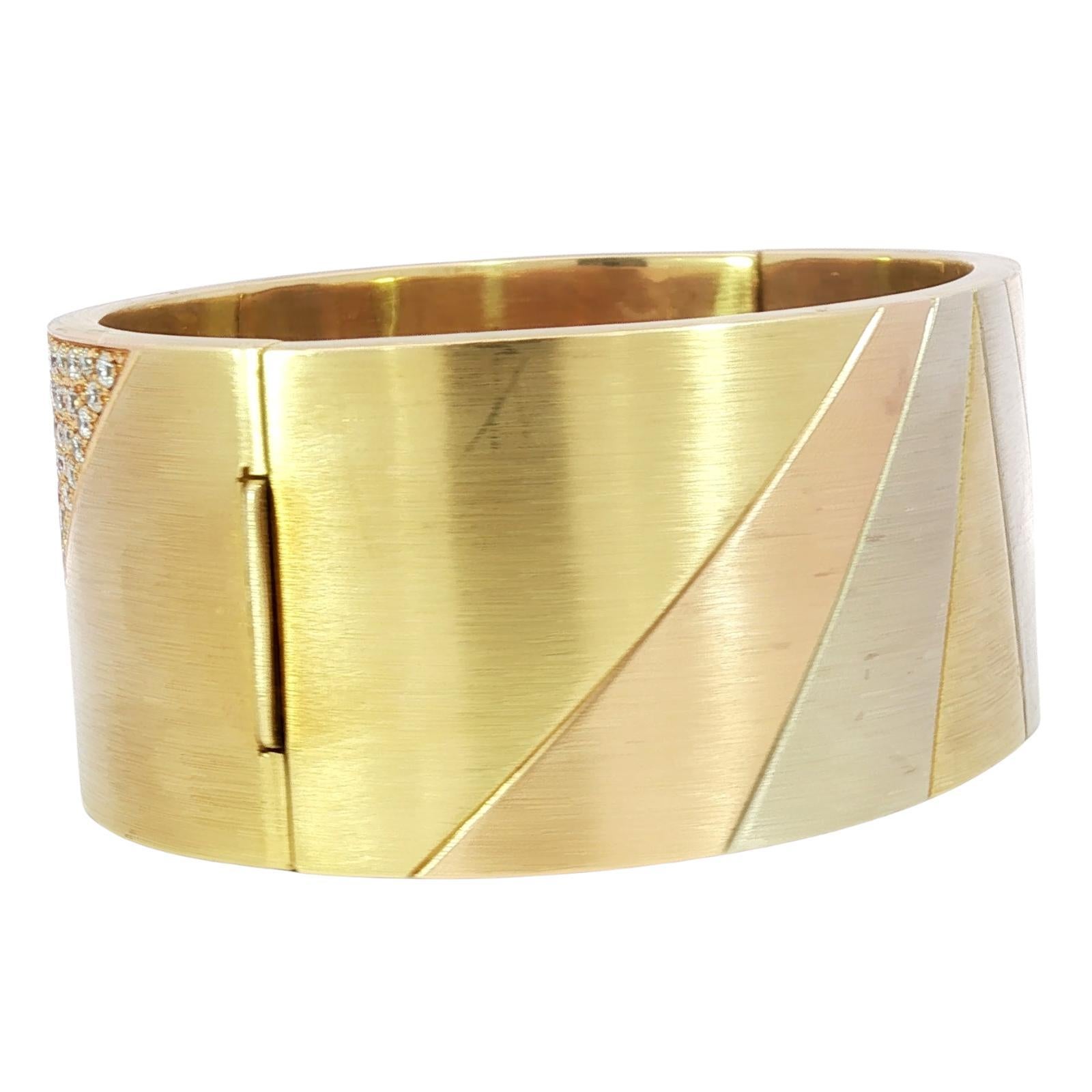 Chimento Bracciale alba con diamanti 18 carati in oro giallo massiccio ~11.56ctw in vendita 1
