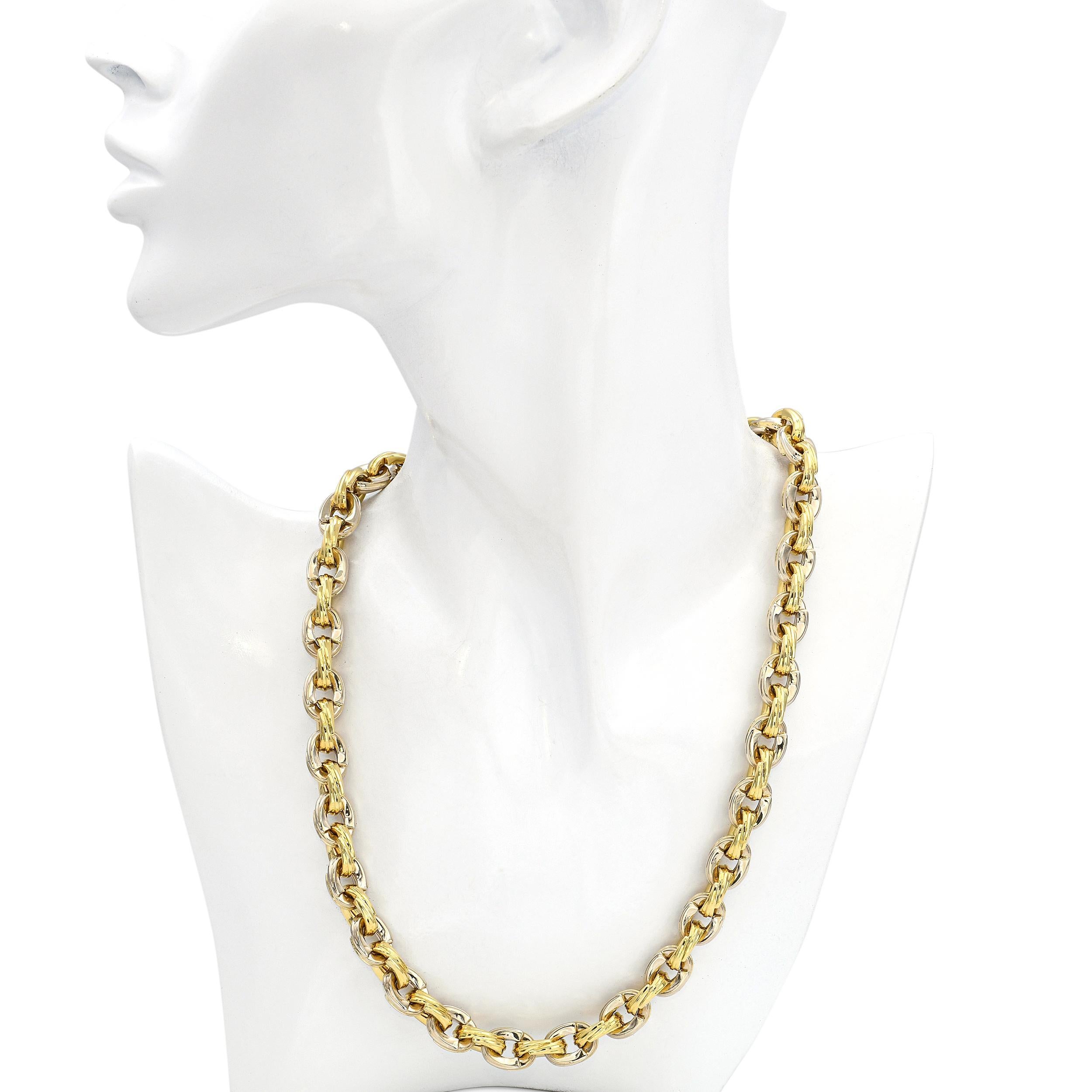 Chimento 18k Yellow Gold Hollow Link Necklace In Good Condition For Sale In New York, NY
