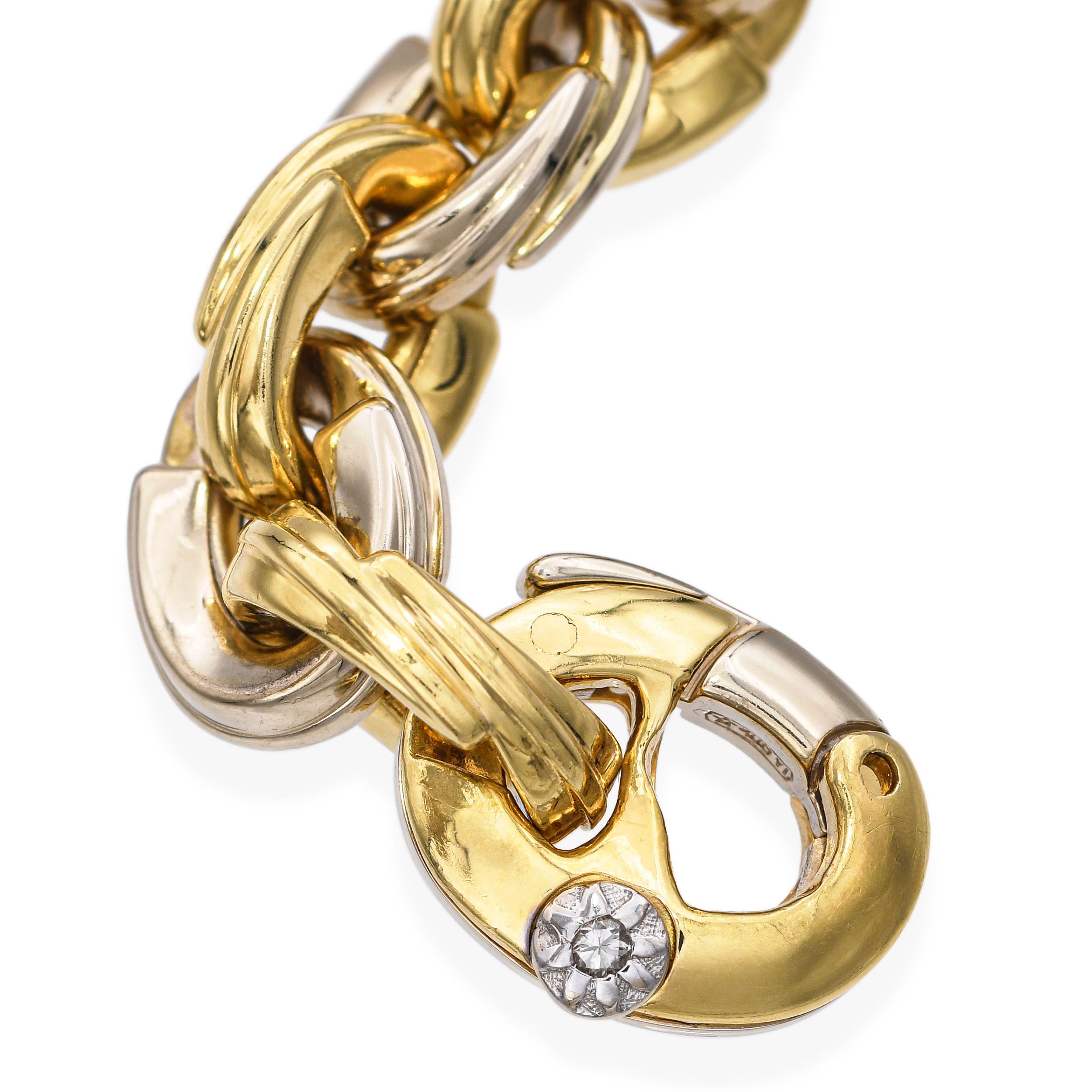 Chimento 18k Yellow Gold Hollow Link Necklace For Sale 4