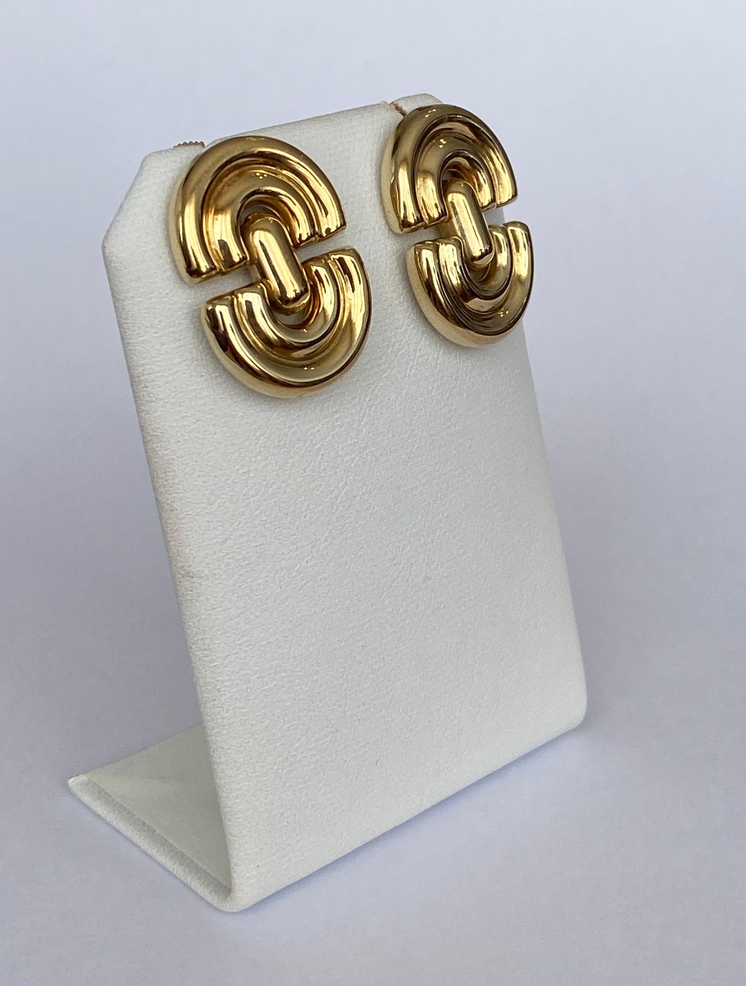 Modern Chimento 18K yellow gold stud earrings For Sale
