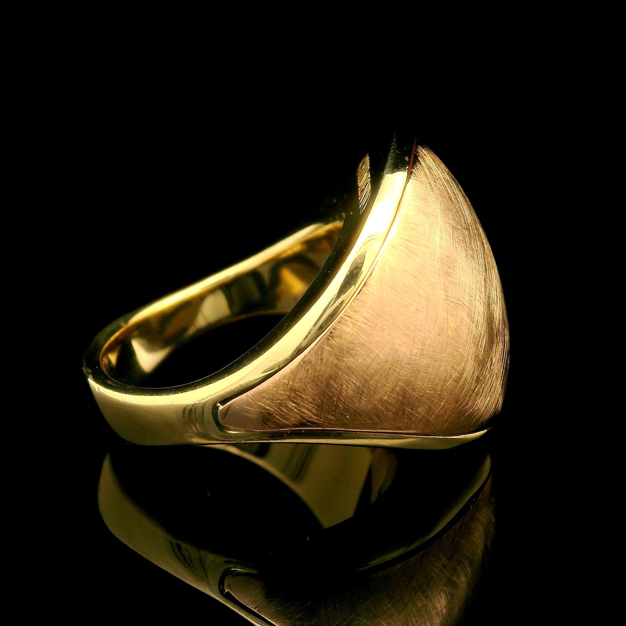 Chimento 18k Yellow & Rose Gold Textured Bombe Statement Ring For Sale 7