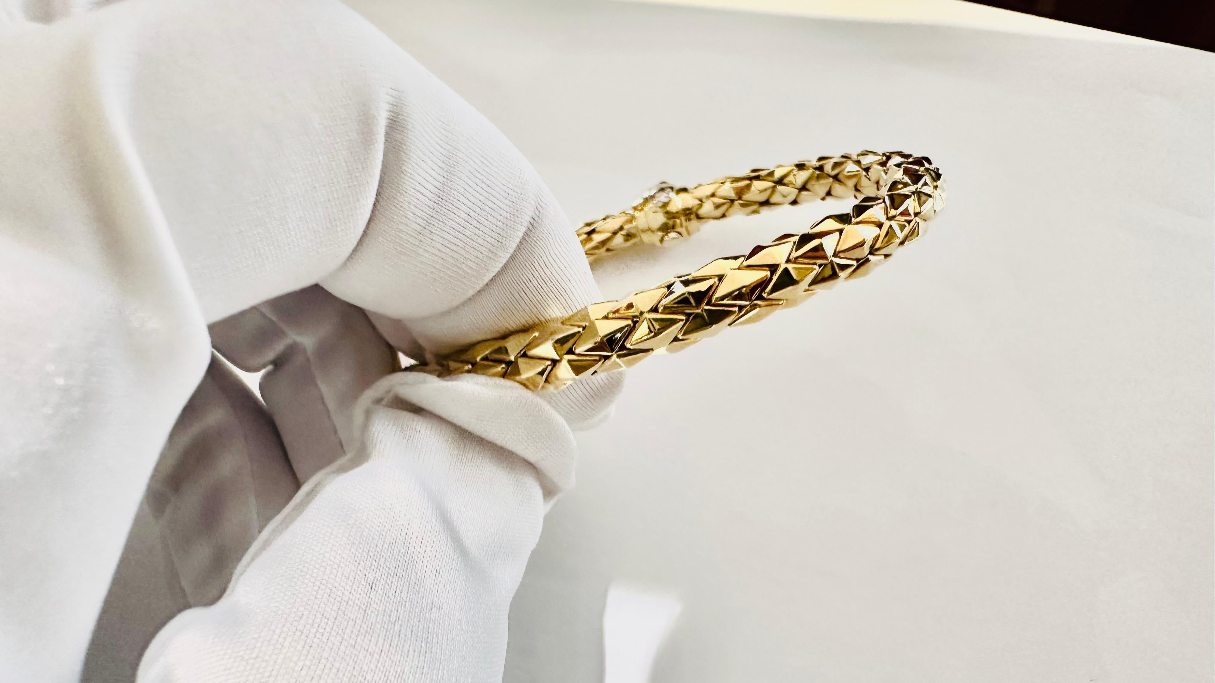 Chimento: L’Eleganza Intrecciata dell’Oro Italiano For Sale 3