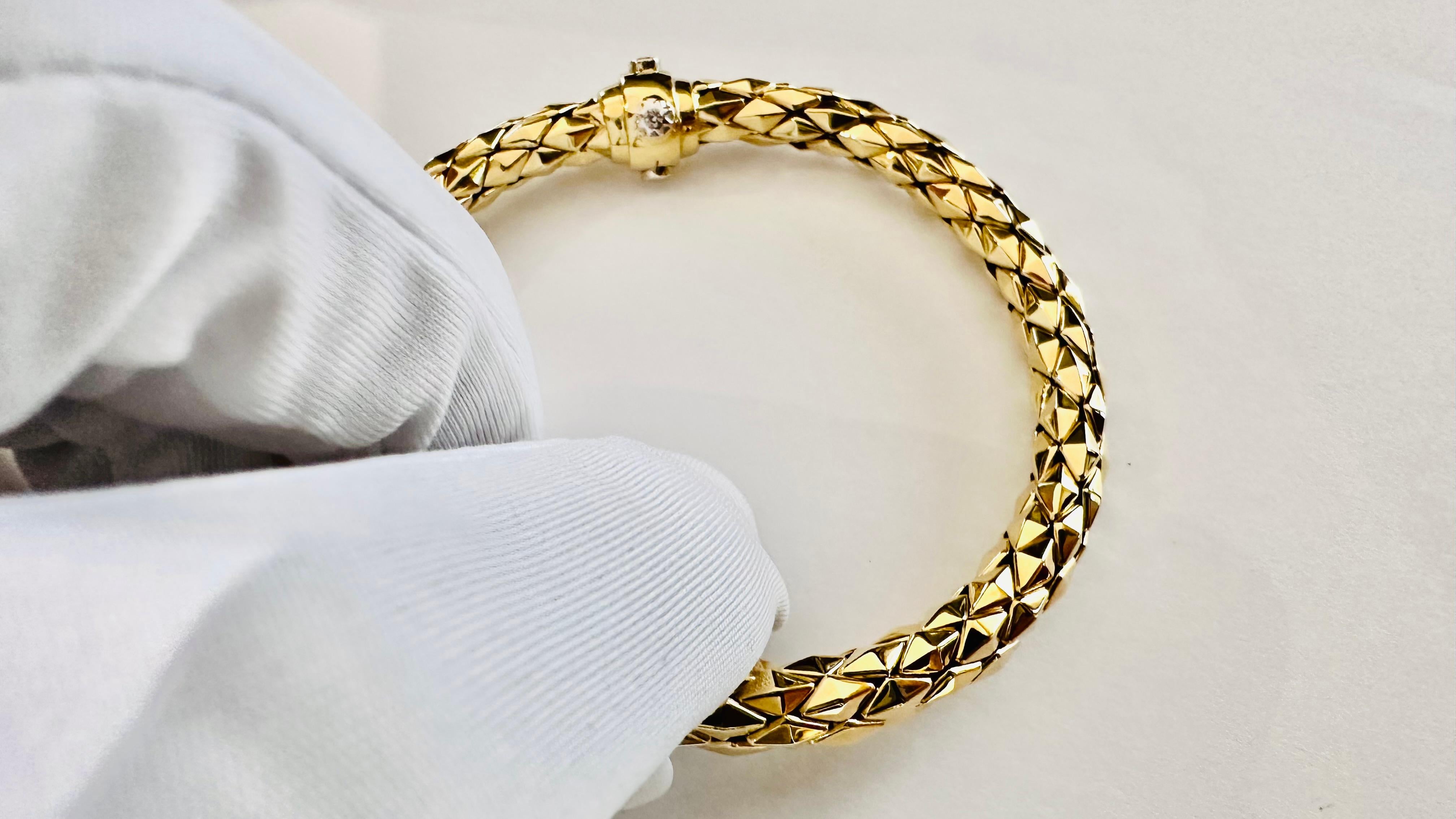 Chimento: L’Eleganza Intrecciata dell’Oro Italiano For Sale 4
