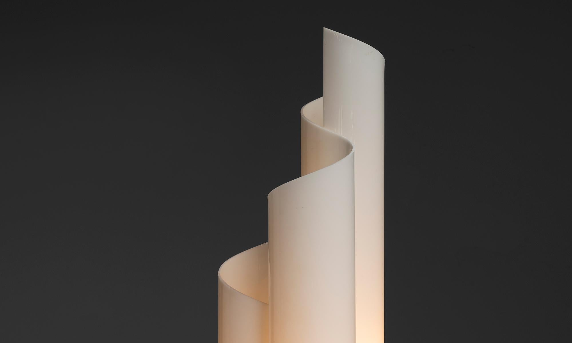 Lámpara de mesa Quimera de Vico Magistretti, Italia, hacia 1966 Plexiglás en venta