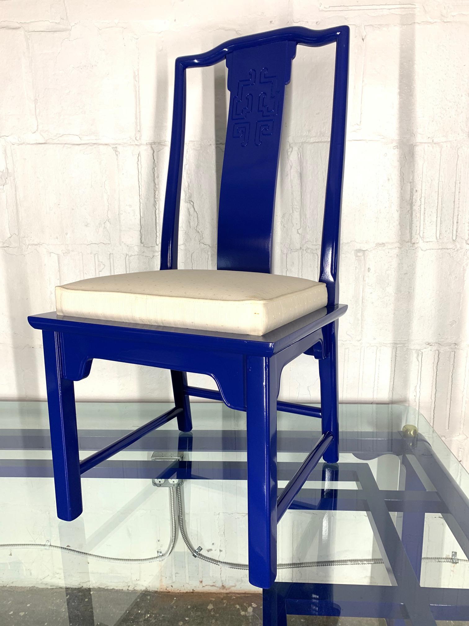 Set of 6 dining chairs by Century Furniture. Part of the Chin Hua collection by Raymond Sabota. Asian chinoiserie style lacquered in high gloss blue. Original seat upholstery has some slight discolorations.
Side chairs measure 19