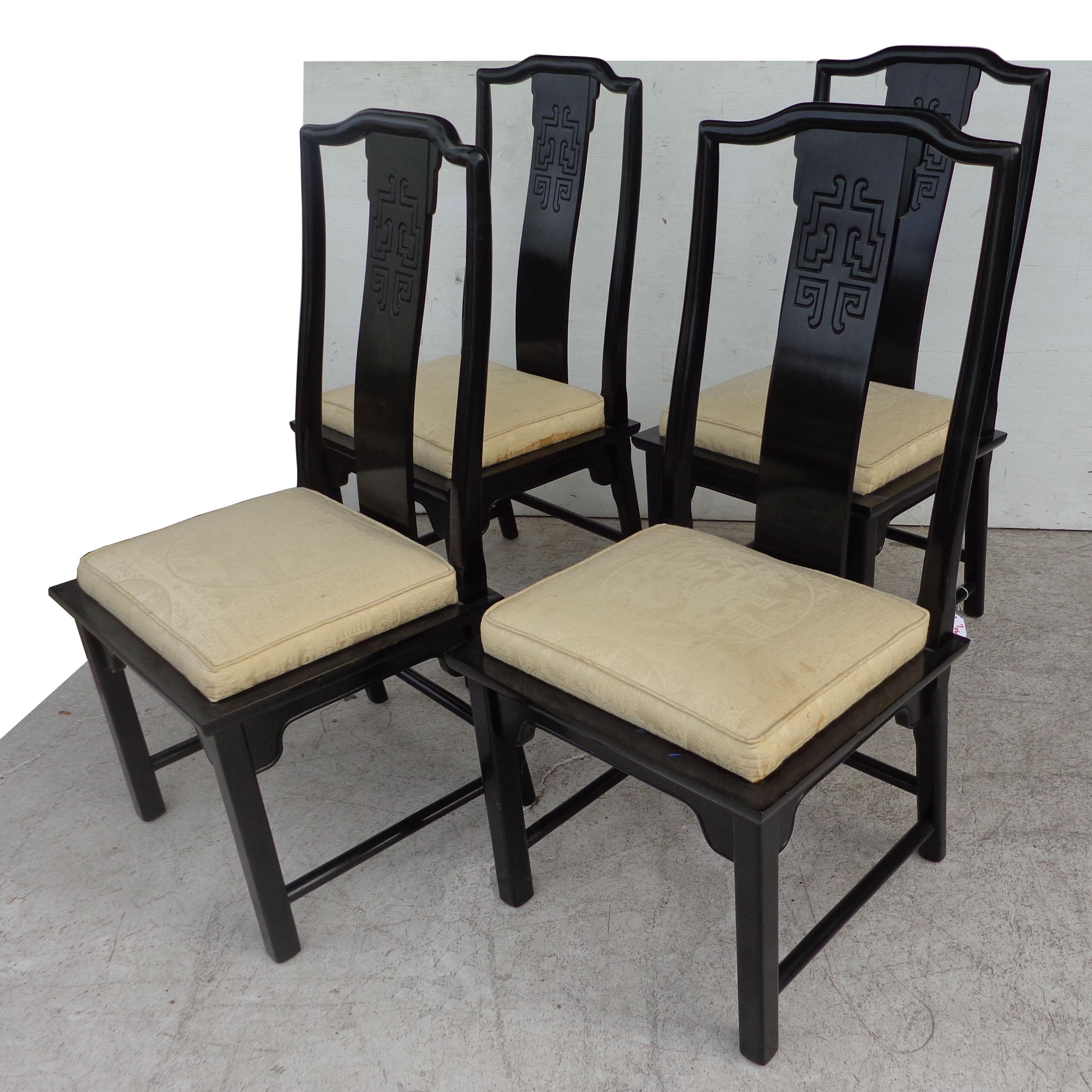 20ième siècle Table de salle à manger Chin Hua de 182,9 cm par Raymond Sobota pour Century Furniture en vente