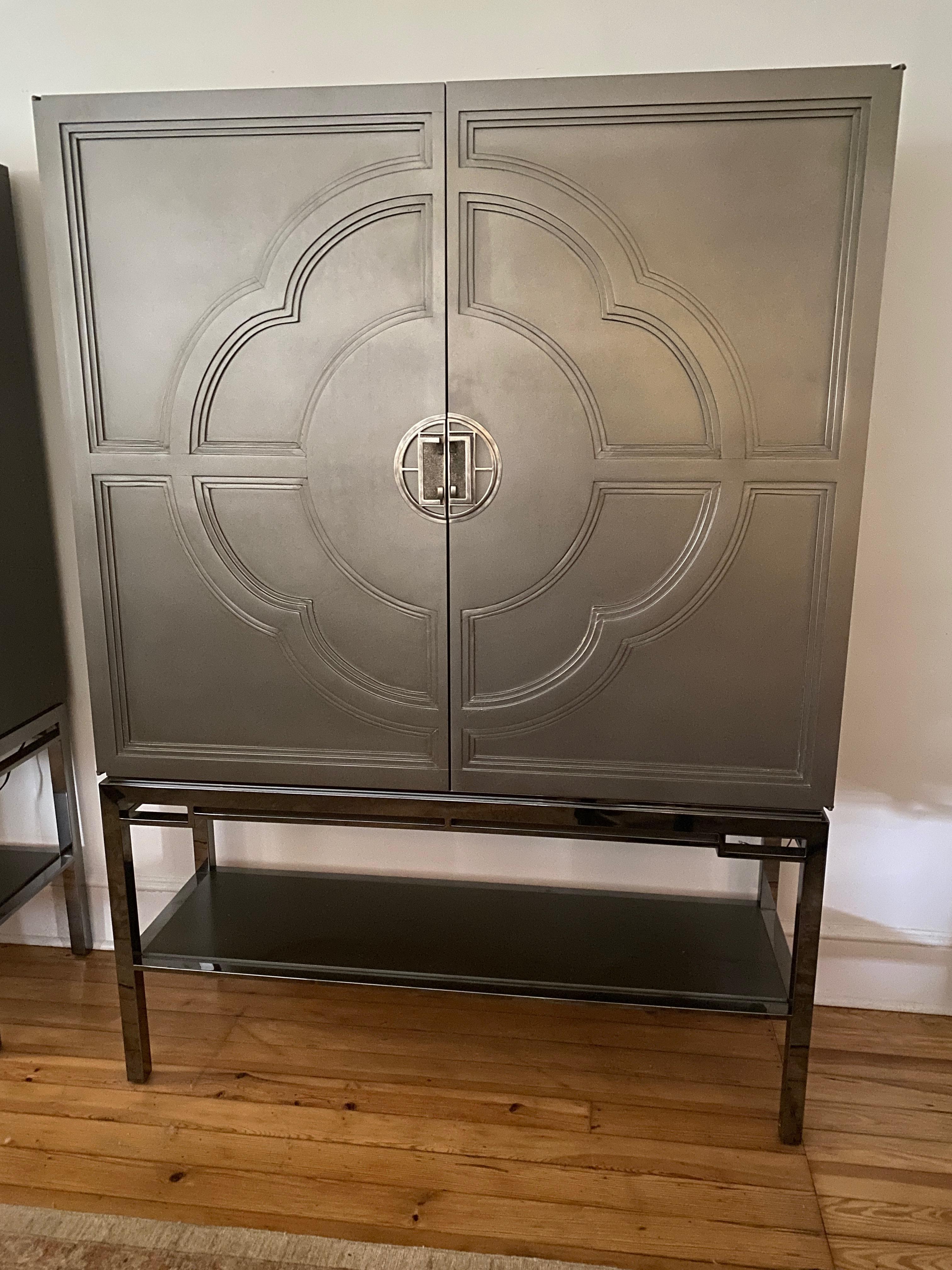 Mobile bar a secco Chin Hua Lotus Bar finitura grigia In condizioni buone in vendita a Hopewell, NJ