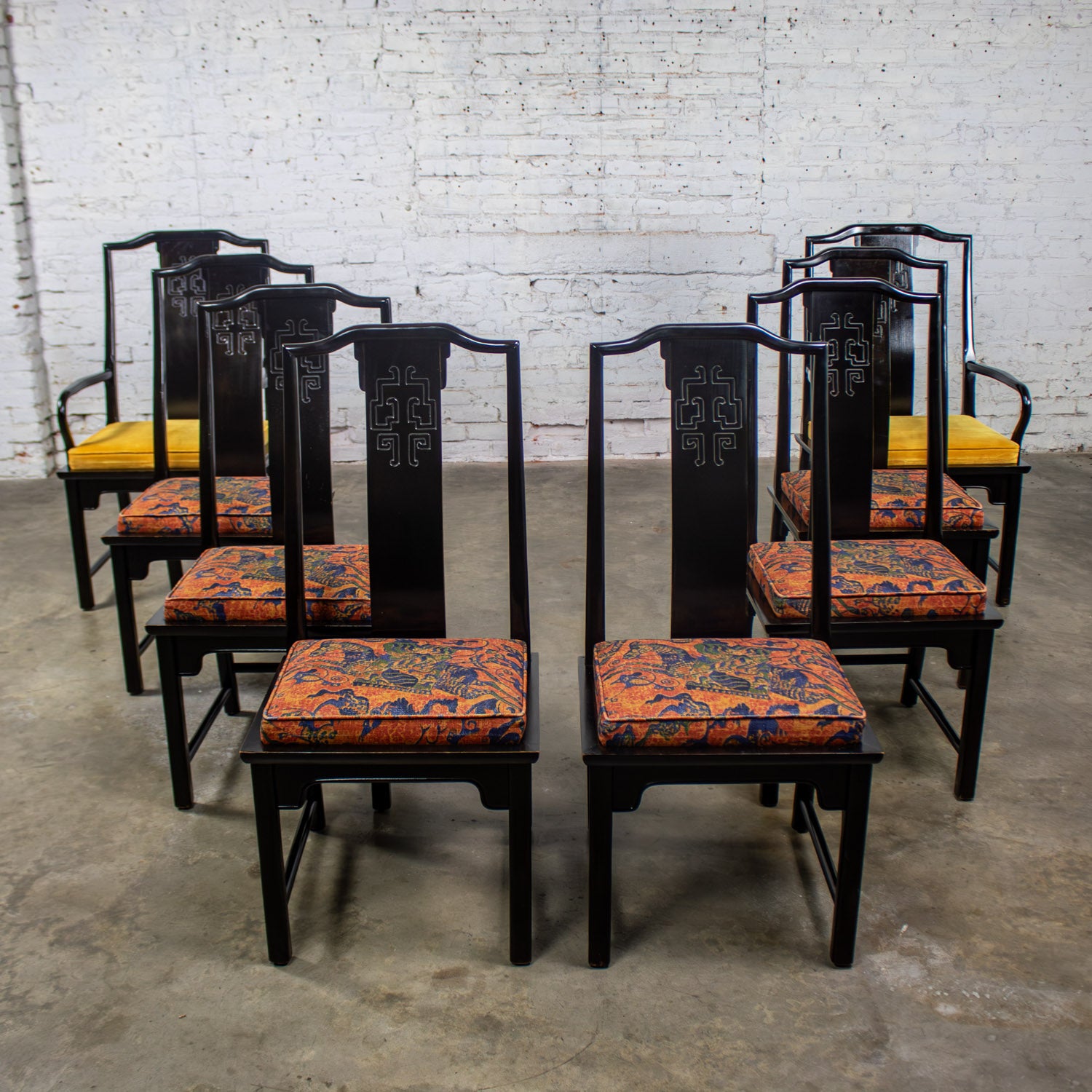 Chinoiseries Chin Hua Ensemble de 8 chaises de salle à manger 4 côtés et 2 accoudoirs par Raymond K. Sobota pour Century en vente