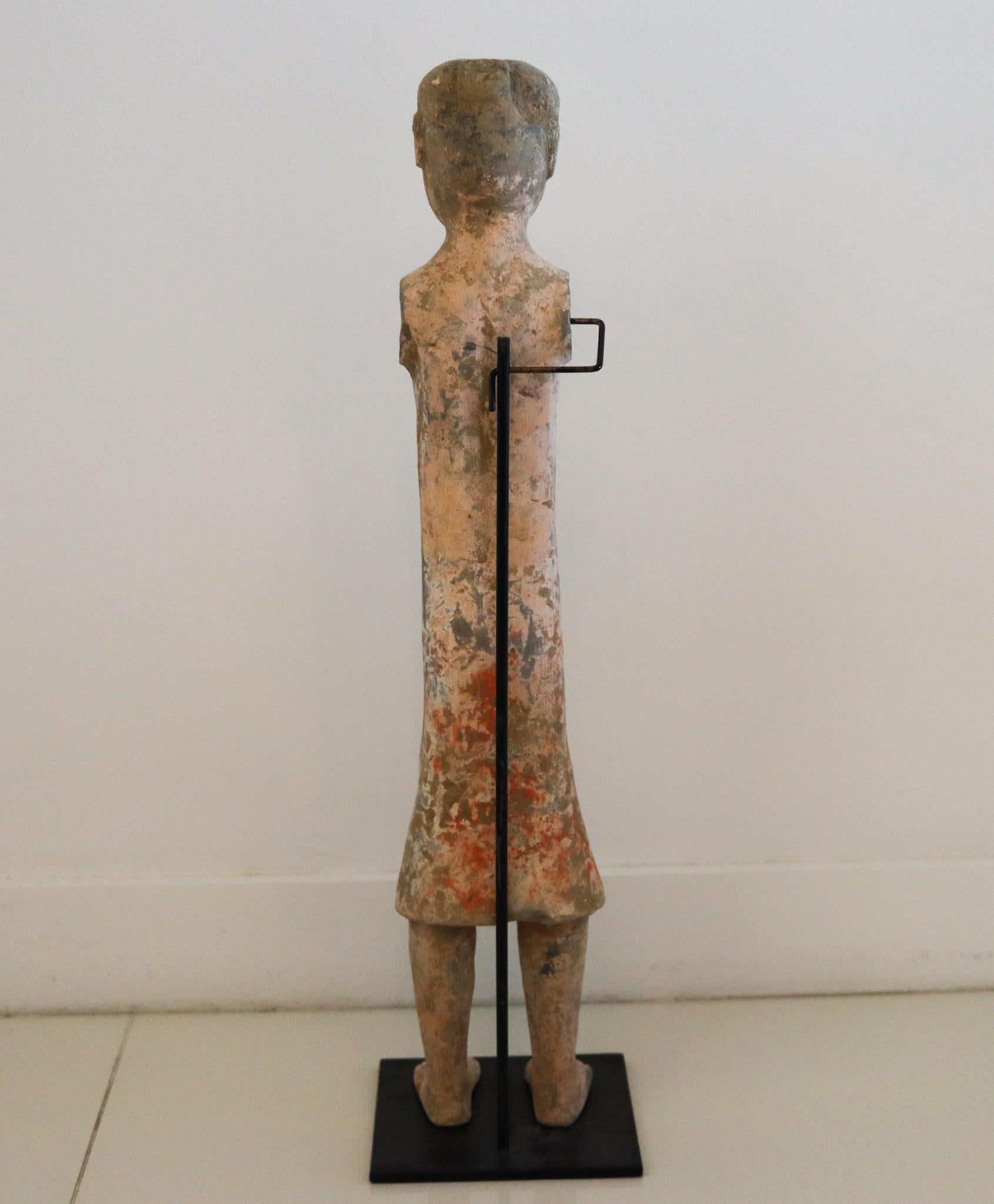 China 100 BC Han Dynasty Ancient Rare Stickman Skulptur in Steingut Keramik im Zustand „Hervorragend“ im Angebot in Miami, FL
