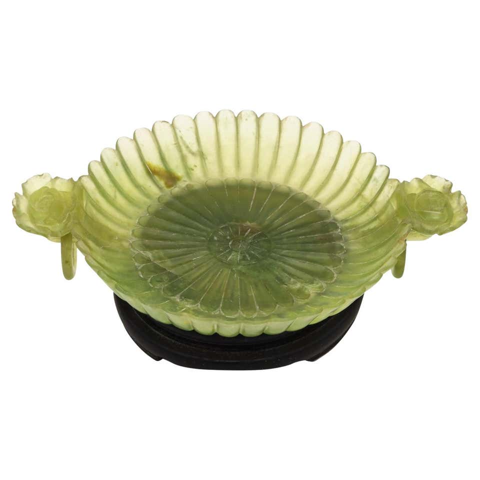 Qing Dynasty Chinese Green Jade Ruyi Scepter, 1900s For Sale at 1stDibs ...
