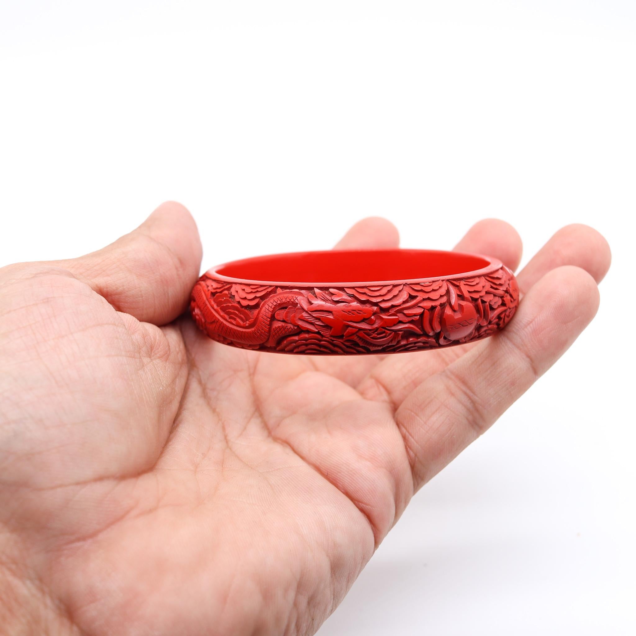 China 1890-1910 Antique Victorian Era Bracelet Red Lacquer Cinnabar Carved Wood In Excellent Condition In Miami, FL