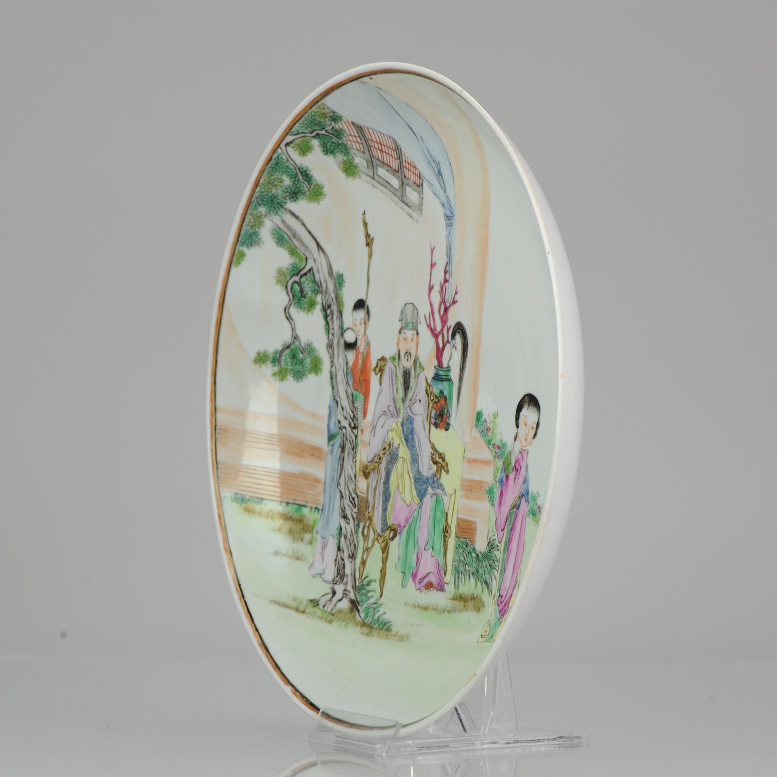 China 19/20c Pagoda Garden Plate Fencai Soft Coloured Chinese Porcelain In Fair Condition For Sale In Amsterdam, Noord Holland