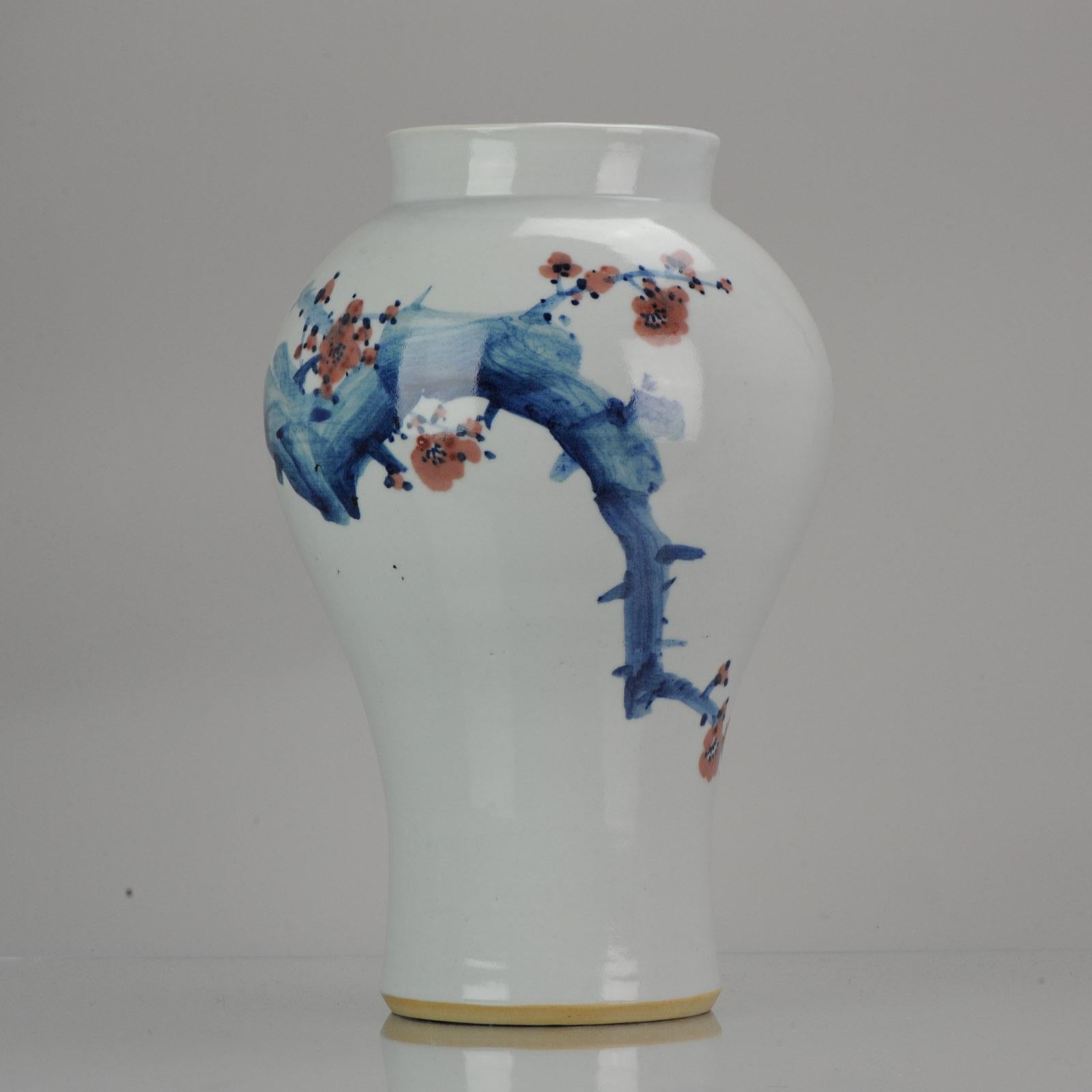 Vase de paysage en porcelaine chinoise PRoC du 20e siècle, datant d'environ 1990-2000 en vente 7