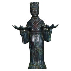 Antike chinesische Bronze-Kerzenhalter-Skulptur eines königlichen Servanten aus China