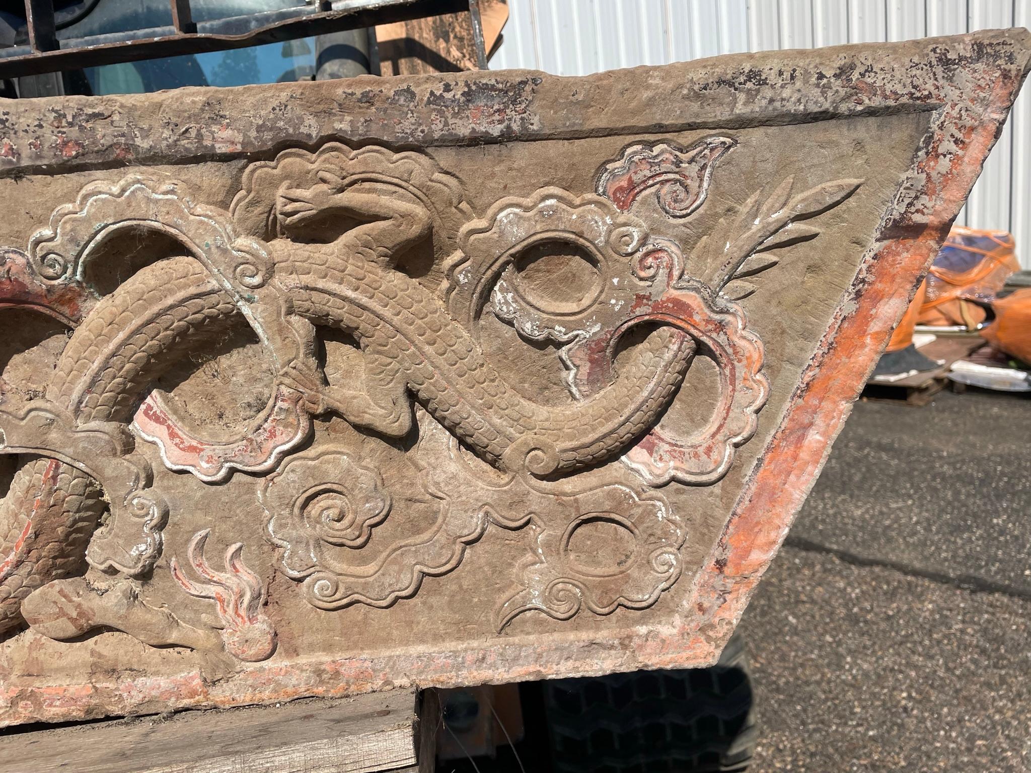  China Rare Antique Double Dragon Stone, 19thc  In Good Condition For Sale In South Burlington, VT