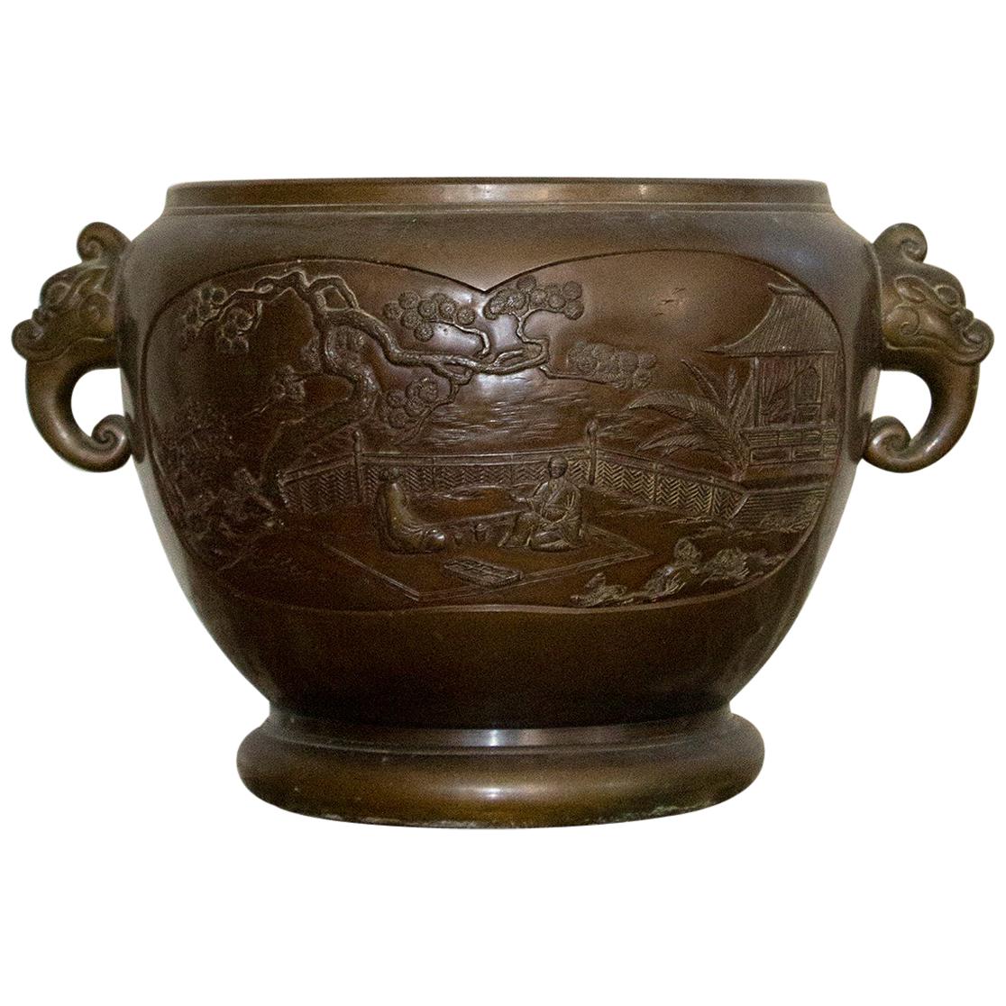 China Bronze Pot Cover with Palace Courtyard Scenes, circa 1900