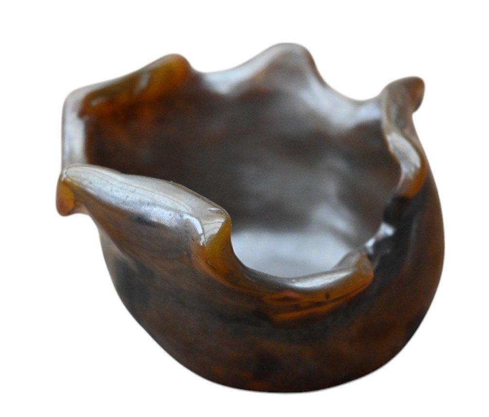 Chine, lave-brosse / rince-brosse en agate sculptée, 19e siècle
7,5 x 9,3 cm, hauteur 4,5 cm
