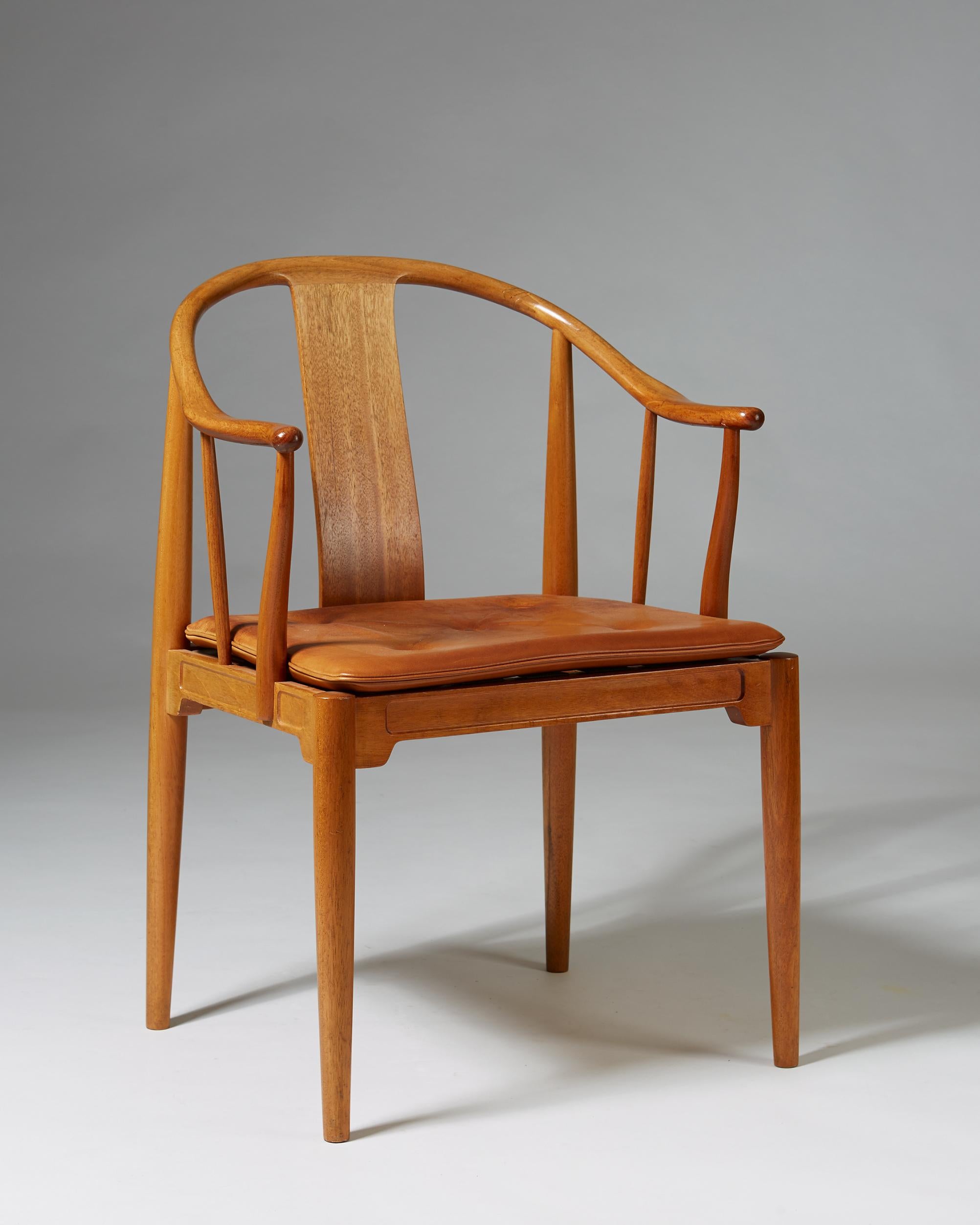 Scandinavian Modern China Chair Designed by Hans J. Wegner for Fritz Hansen, Denmark, 1980s