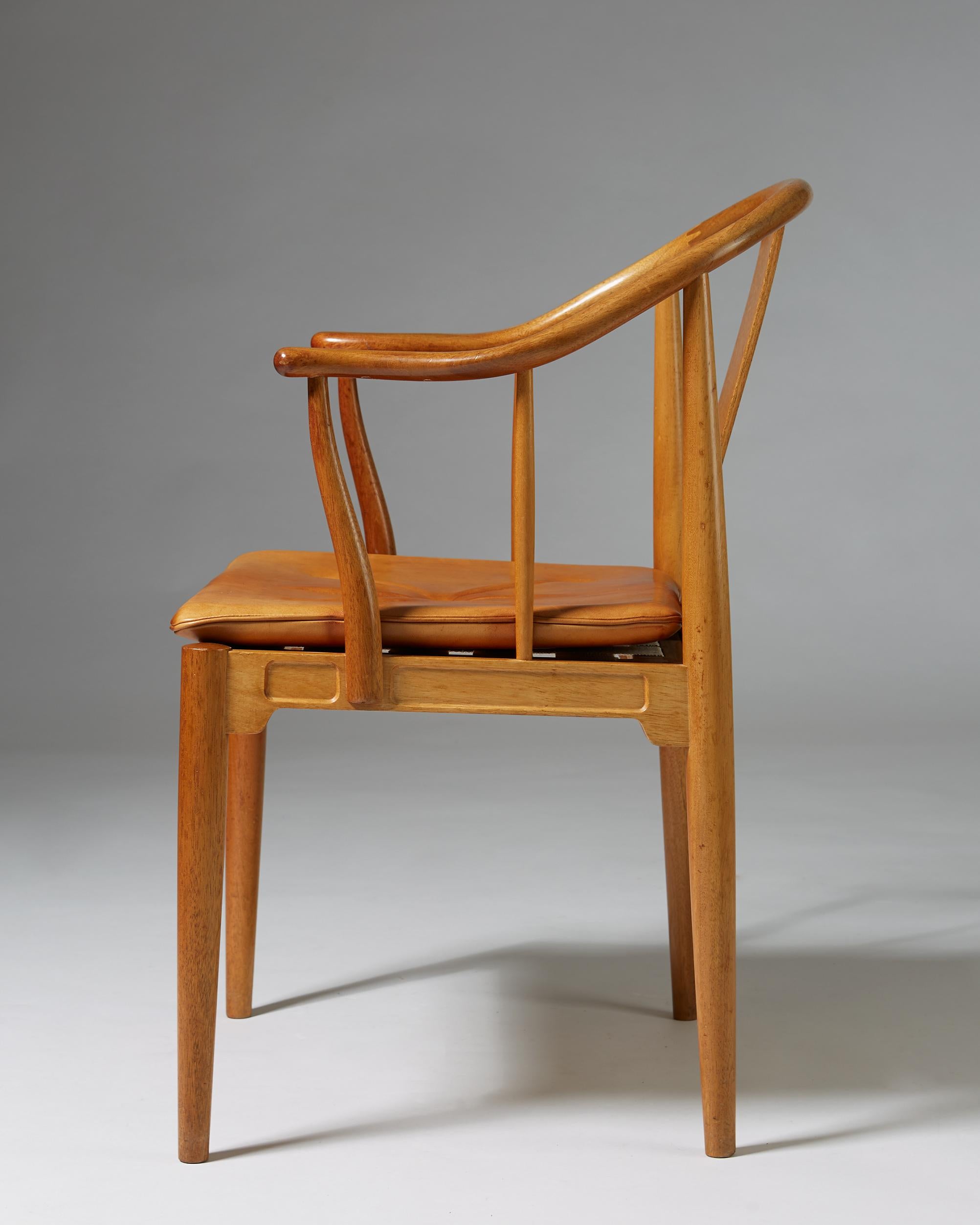 Late 20th Century China Chair Designed by Hans J. Wegner for Fritz Hansen, Denmark, 1980s