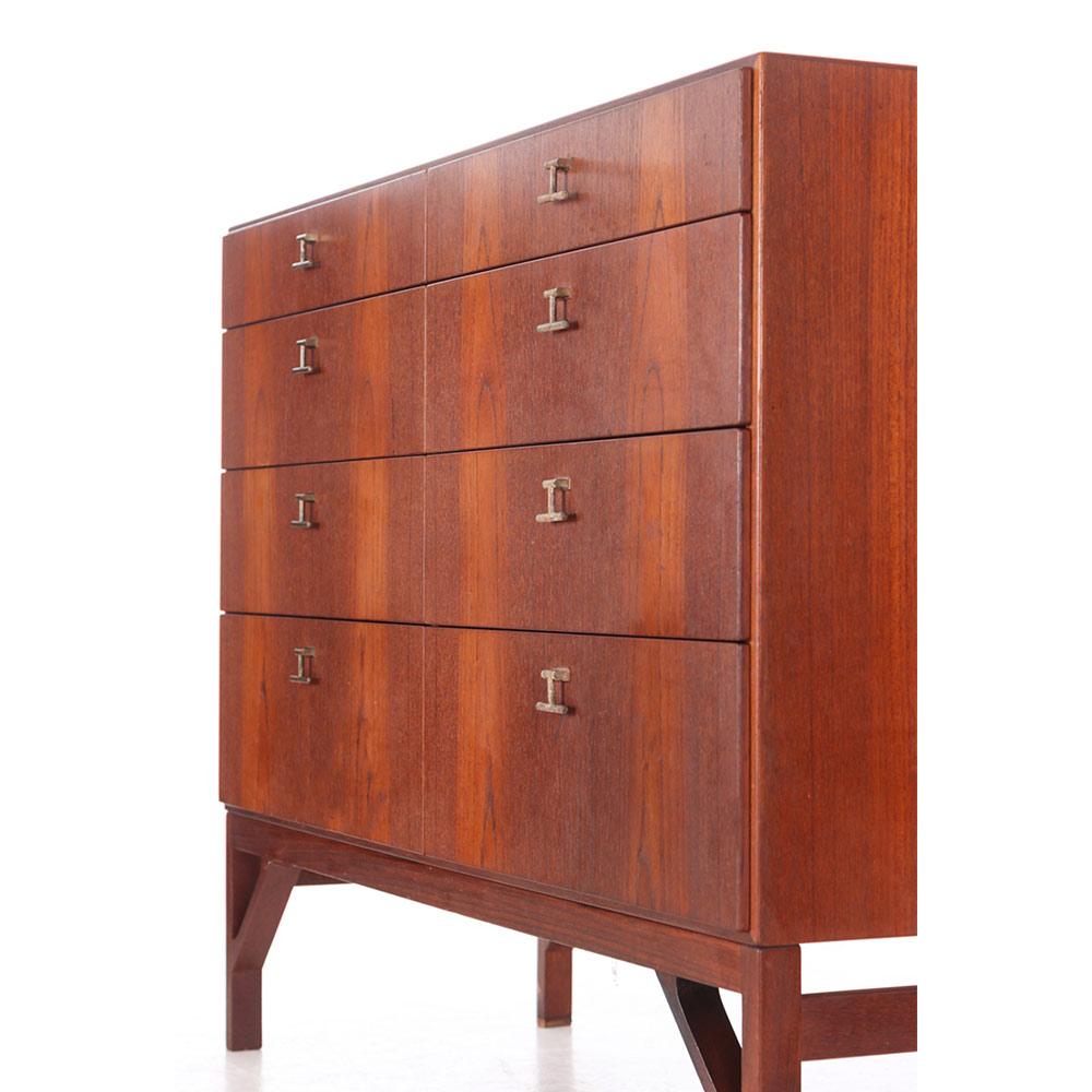 Mid-Century Modern “China” chest of drawers by Borge Mogensen