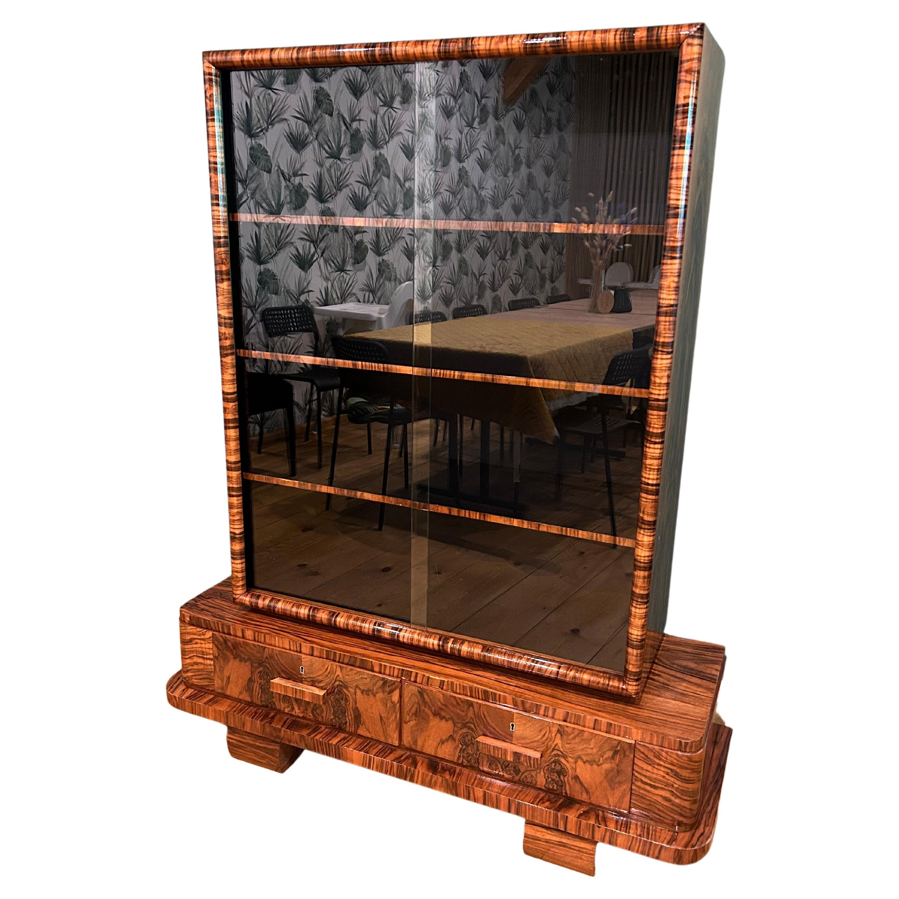 Chinesischer Schrank Art Deco