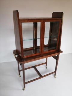 China Closet, Bar Secesja .