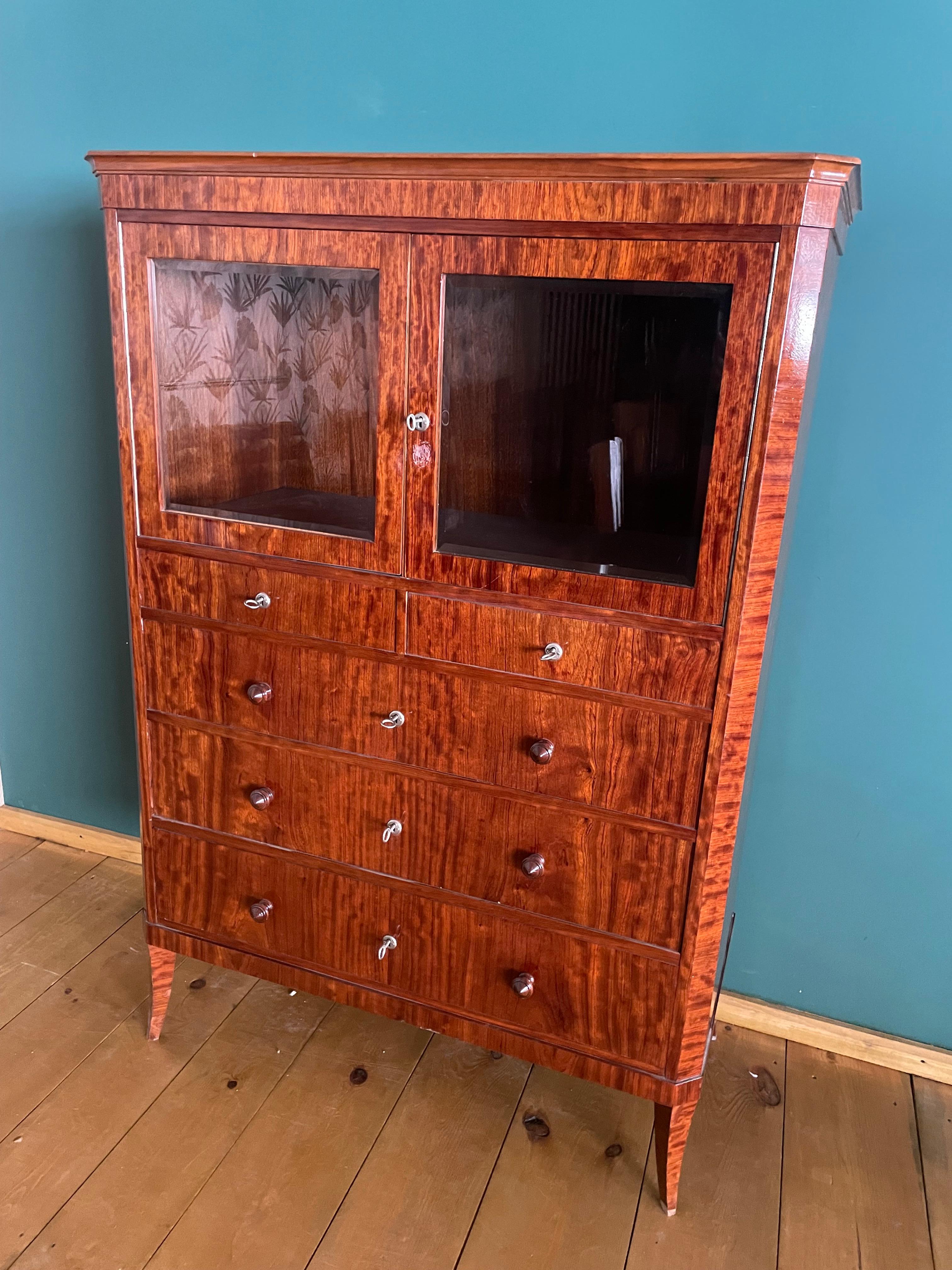 Every piece of furniture that leaves our workshop from the beginning to the end is subjected to manual renovation, so as to restore its original condition from many years ago.

Simplicity and elegance as well as timelessnes in one item.