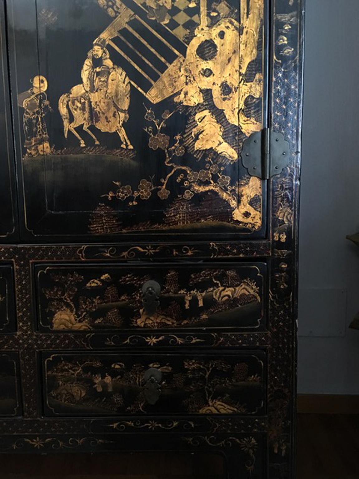 Hand-Crafted China 1930 Black Lacquered Elmwood Cabinet  with Gold Paintings
