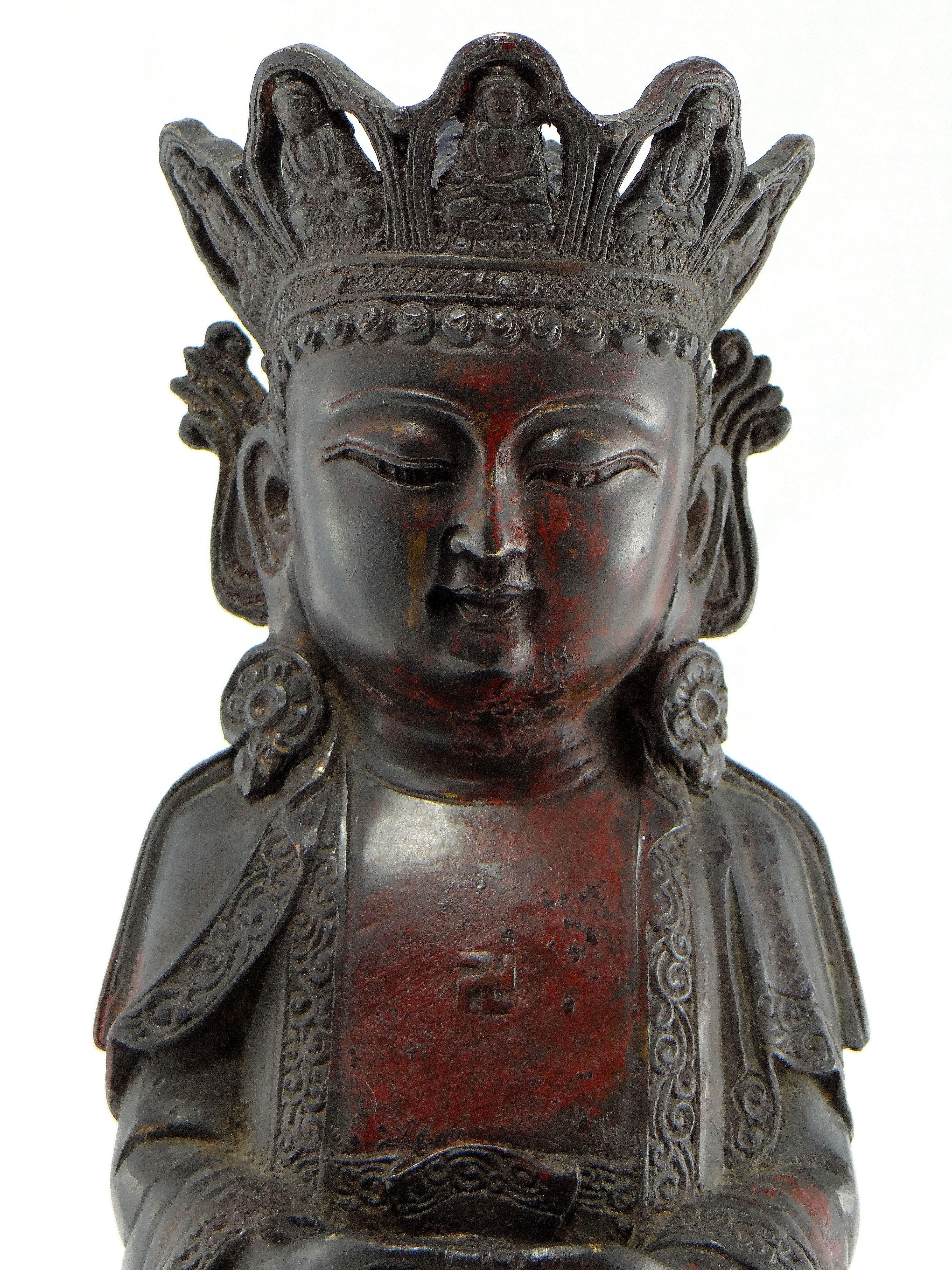 China Eighteenth Century, Bronze Statuette of Bodhisattva in Ming Style In Good Condition In Tours, FR