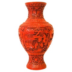 Große geschnitzte Bombe-Baluster-Vase in rotem Cinnabar, China Export, viktorianischer Export, 1900
