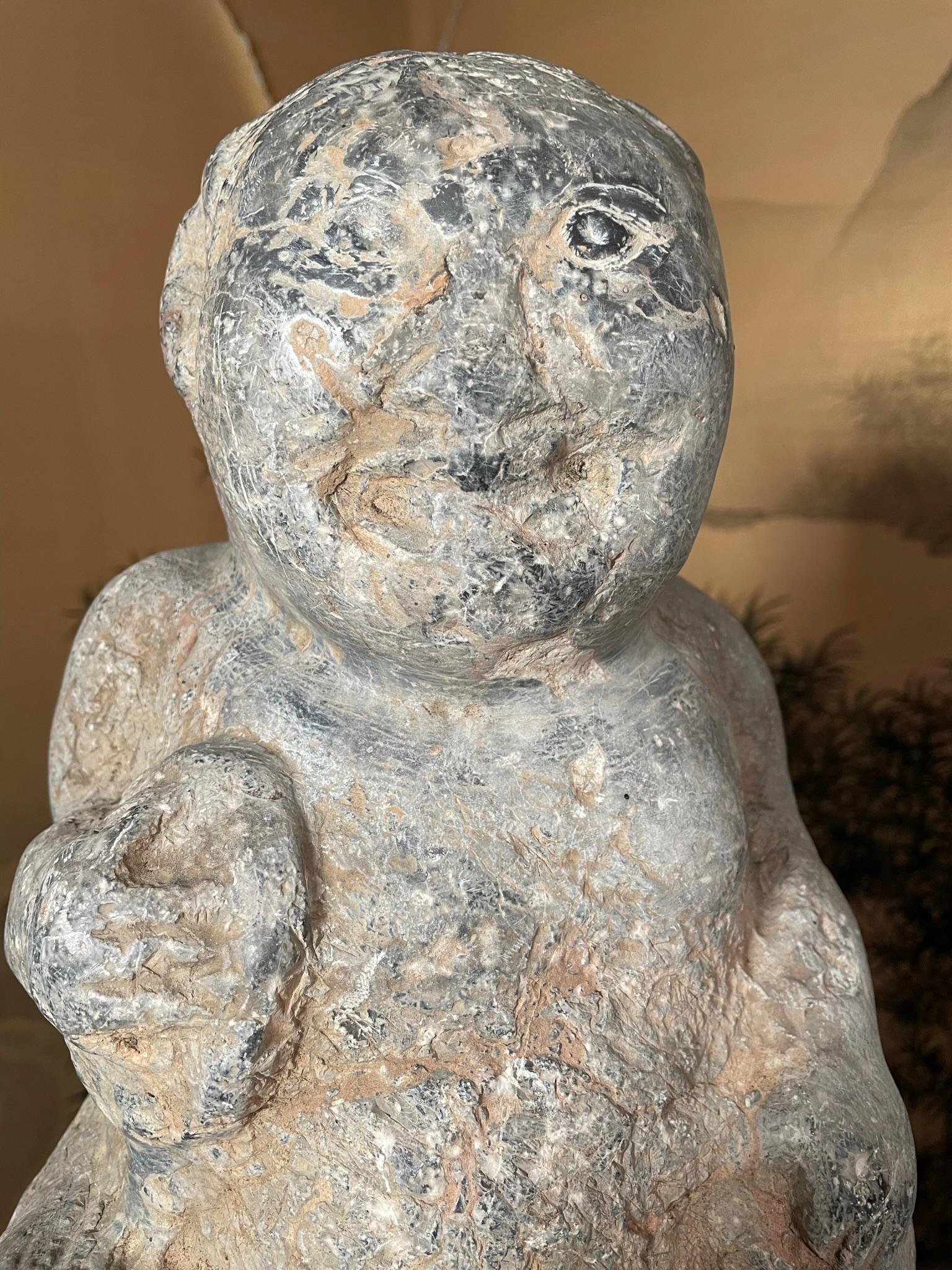 XVIIIe siècle et antérieur Tourneur de pierre ancien de Chine, dynastie Han 200 avant J.-C. en vente