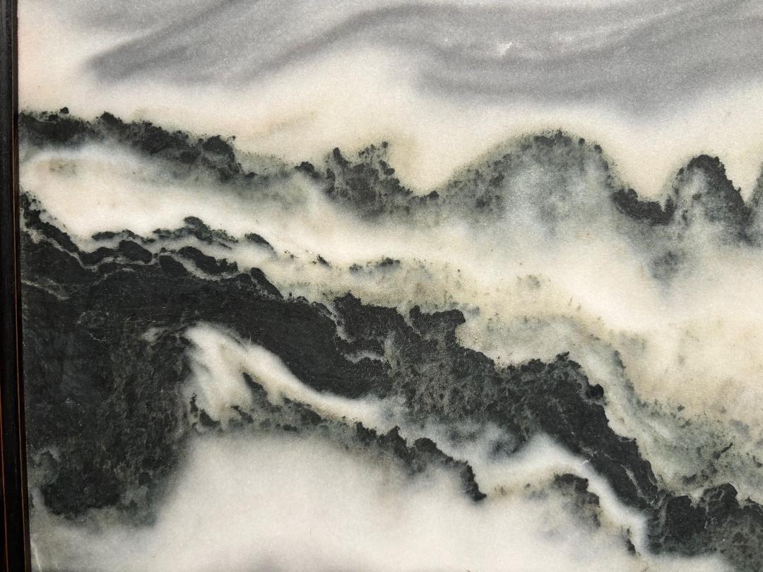 China Große atemberaubende Bergspitzen Naturmarmorsteine „Painting“  (Marmor) im Angebot
