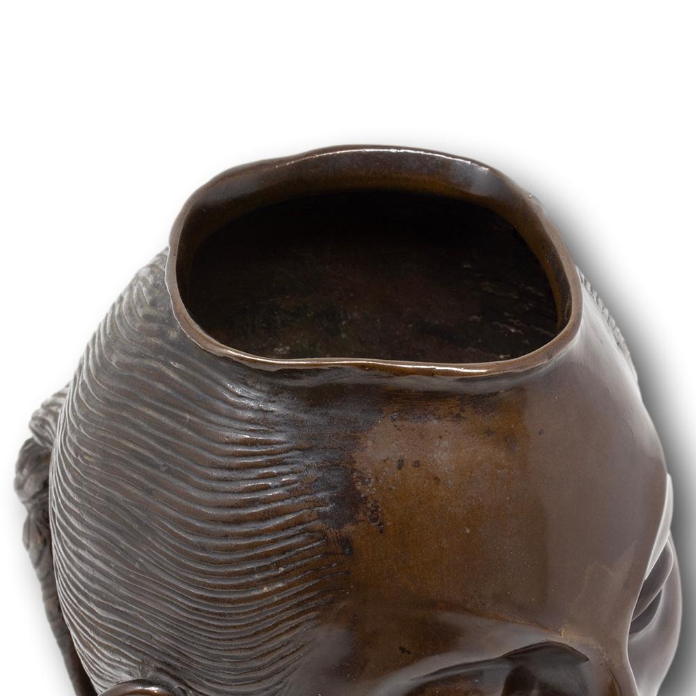 Tankard China Man de Alfonso Canciani K. Kunst-Erzgiesserei en vente 3