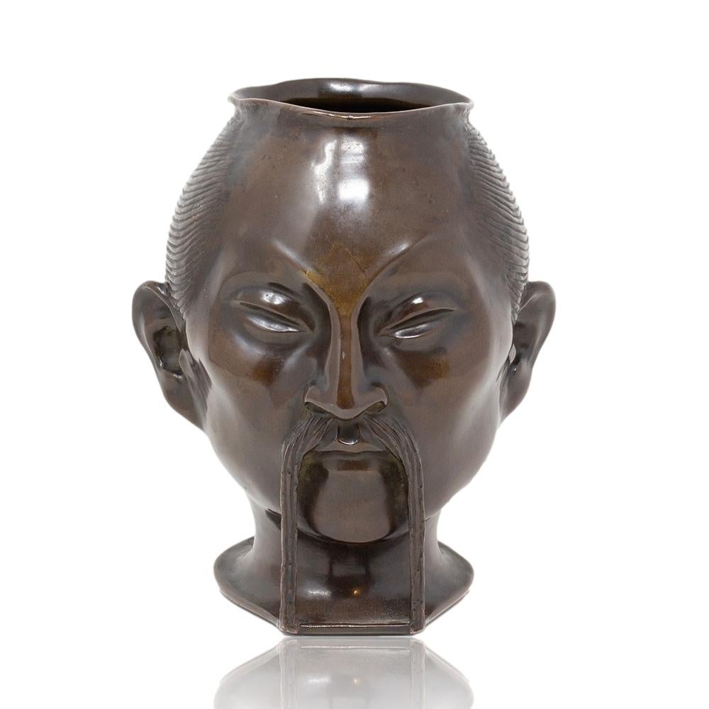Sécession viennoise Tankard China Man de Alfonso Canciani K. Kunst-Erzgiesserei en vente