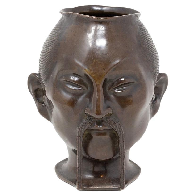 Tankard China Man de Alfonso Canciani K. Kunst-Erzgiesserei en vente