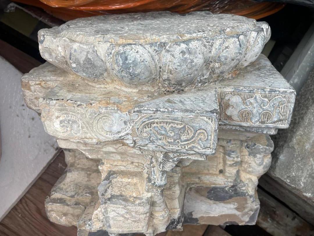 China Pair Antique Hand Carved Stone Pedestals 19th Century 10