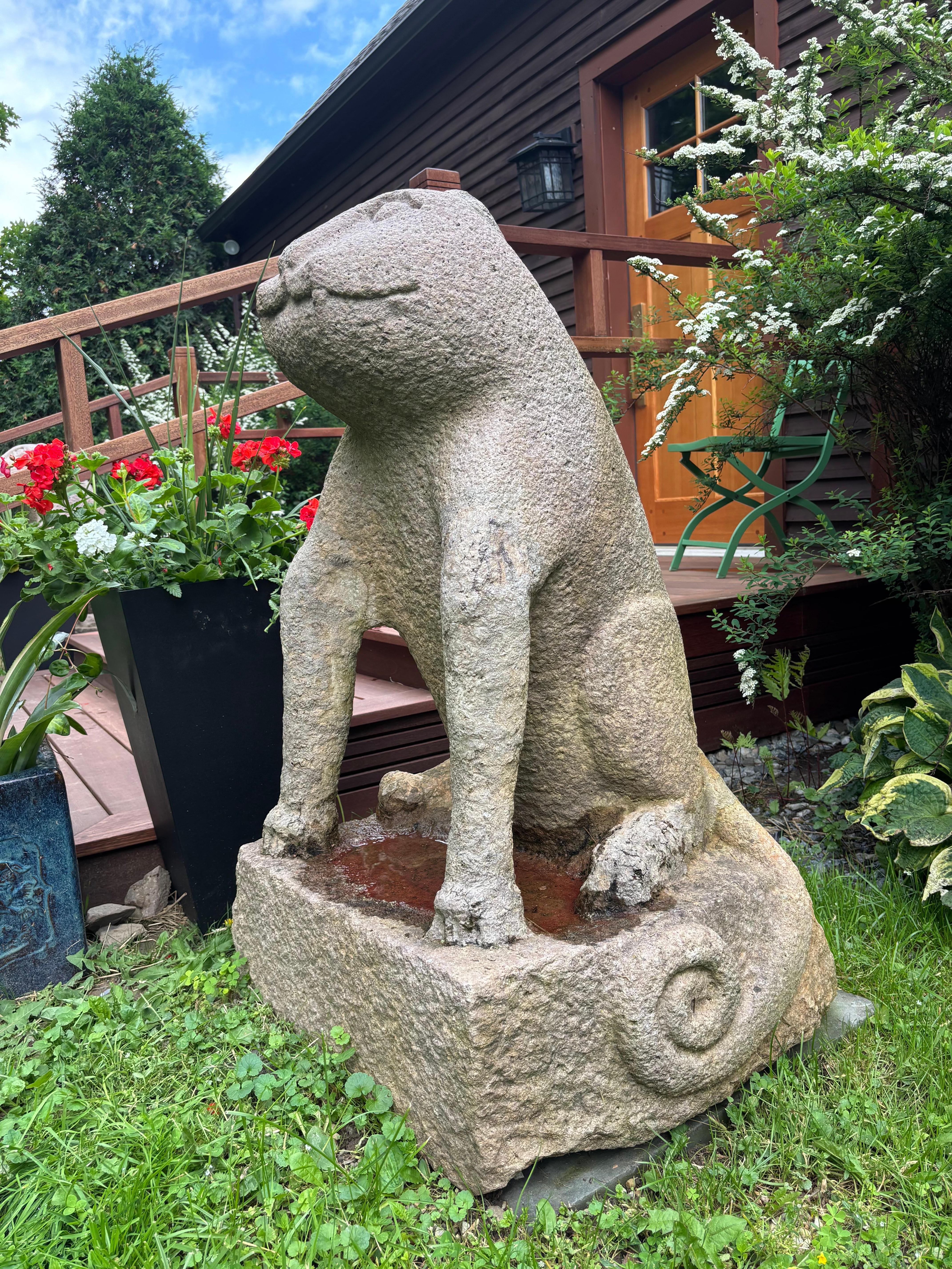 Monumentale antike Stein Spirit Pathway Tiger aus China, Qing-Periode 1750-1850, Paar (Handgeschnitzt) im Angebot