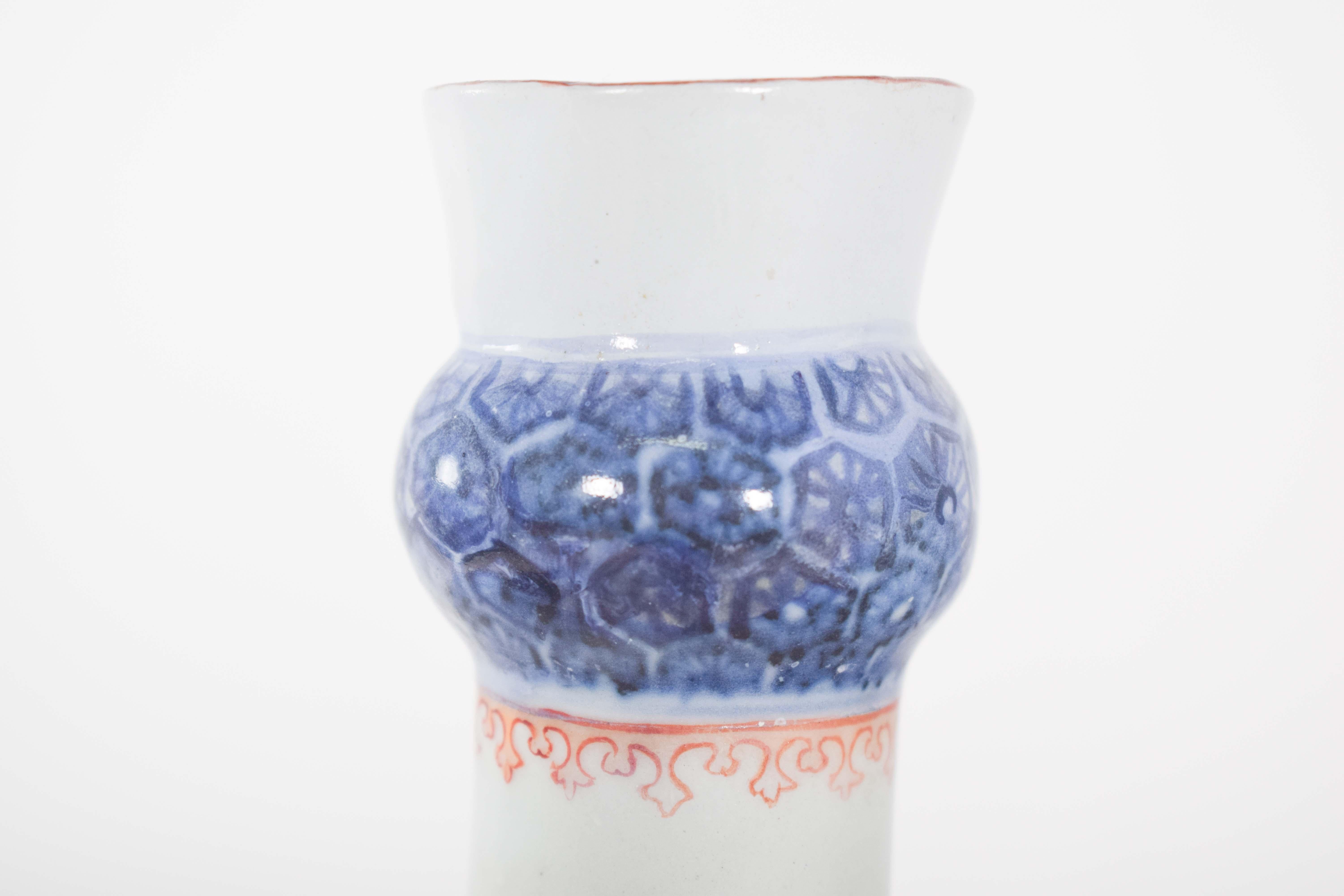 Chinese China Porcelain Bottle for Export, Polychrome Decoration For Sale