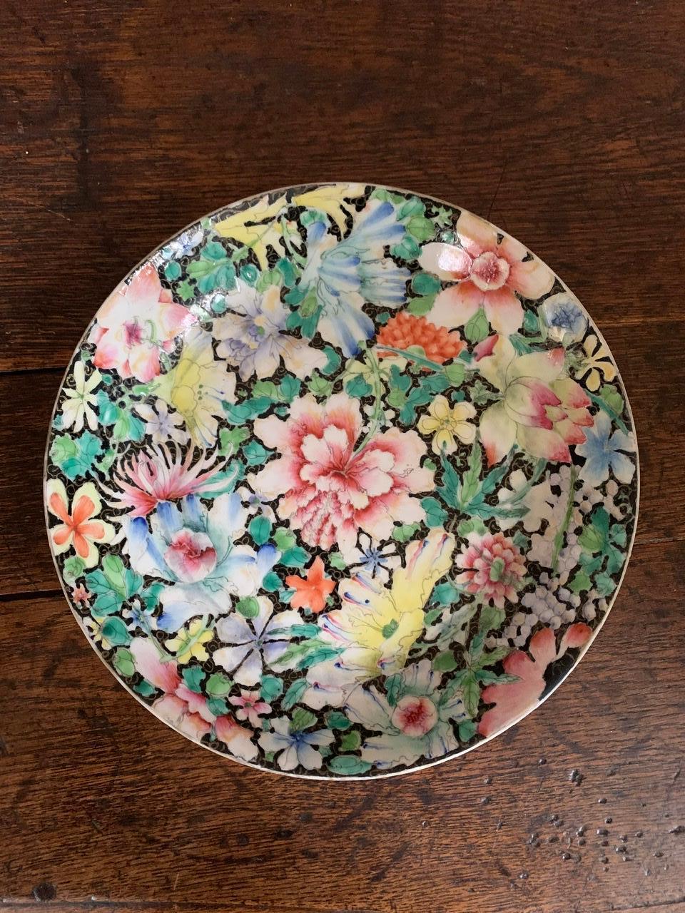China Porcelain Plate Millefleurs 19th Century In Good Condition For Sale In Beuzevillette, FR