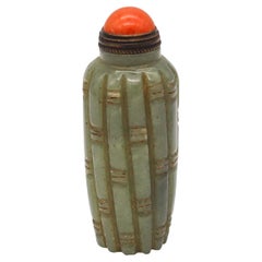 Antique China Qing Dynasty 1880 Snuff Bottle Carved in Nephrite Green Jade and Coral
