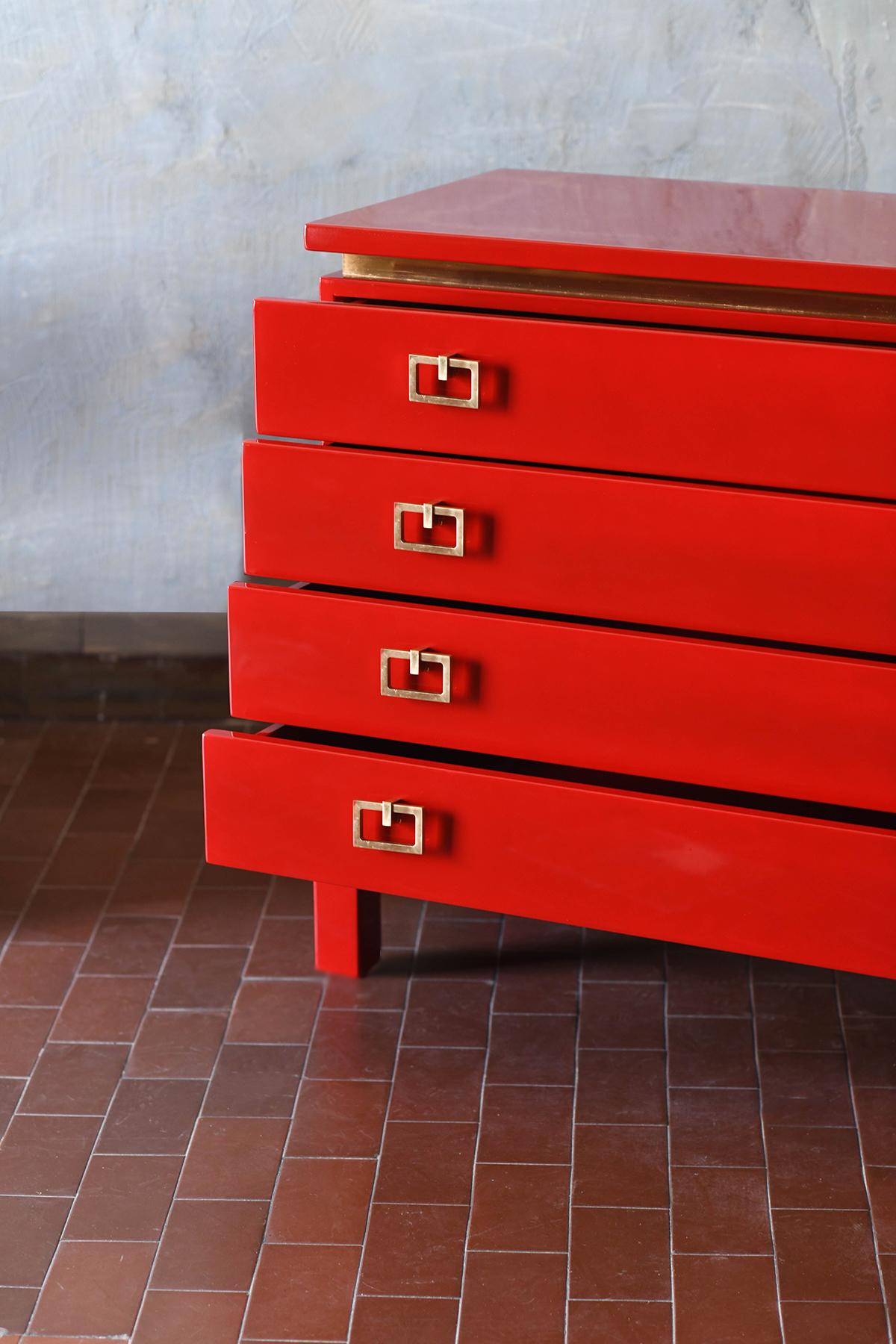 China Red Chest Of Drawers With Brass Details From The 1970s – Lacquered Series For Sale 1