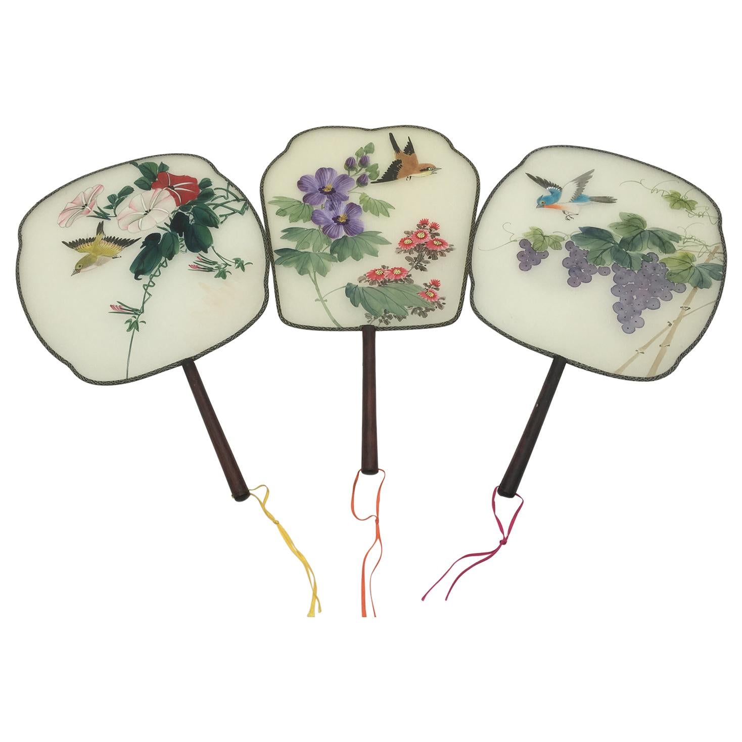 China Set of Three Silk Hand Painted Rigid Fans 'Pay-Pay', circa 1900 For Sale