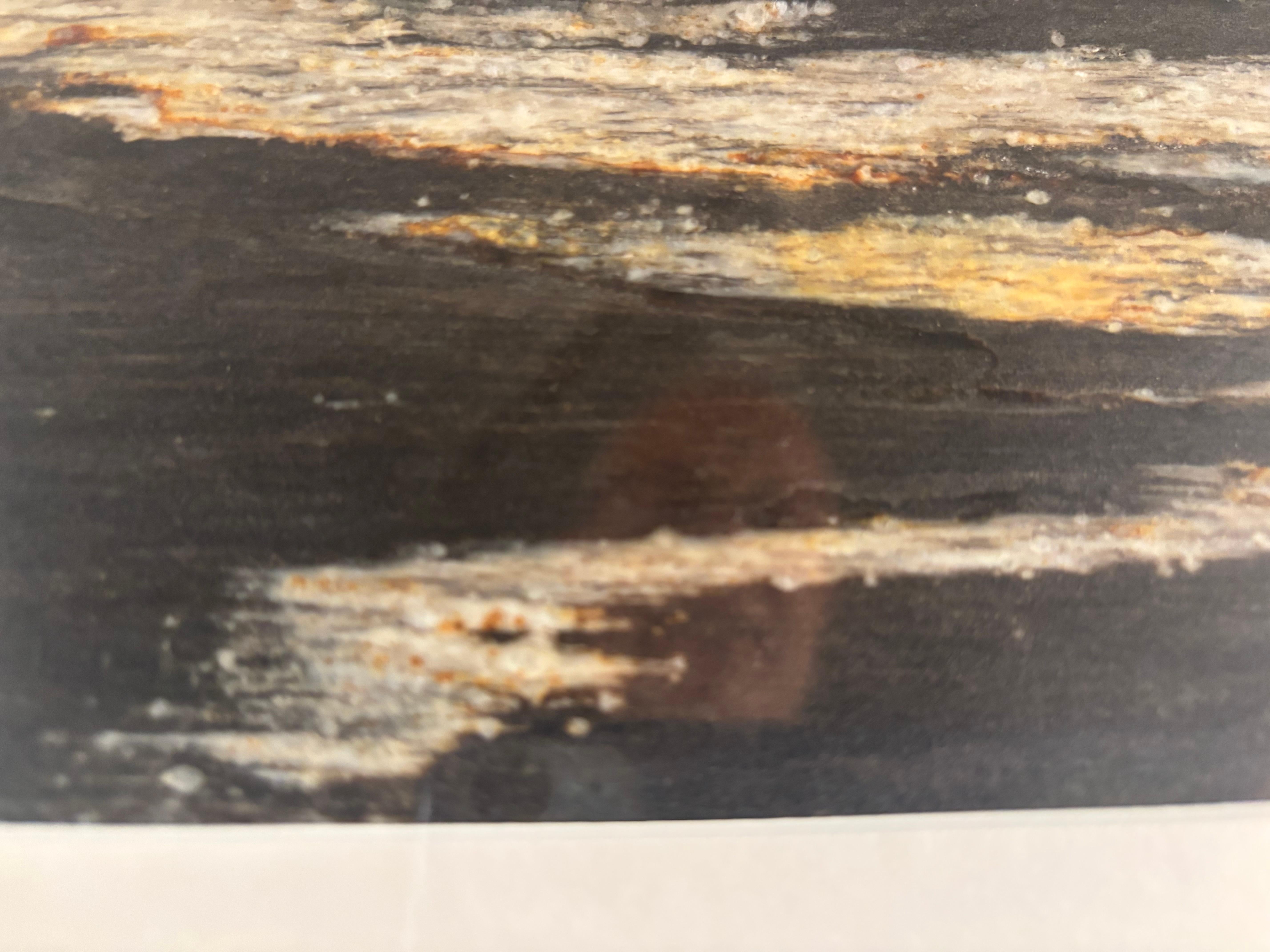 China Stunning Luminous White Bubbling Sea At Night Natural Stone 