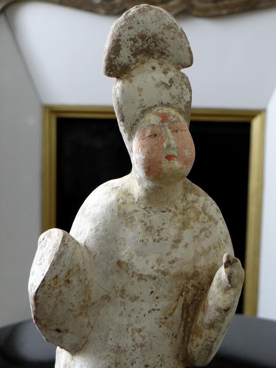 China, Tang Dynasty 618-917, Terracotta Statuette of a Lady of Court Fat Lady For Sale 2
