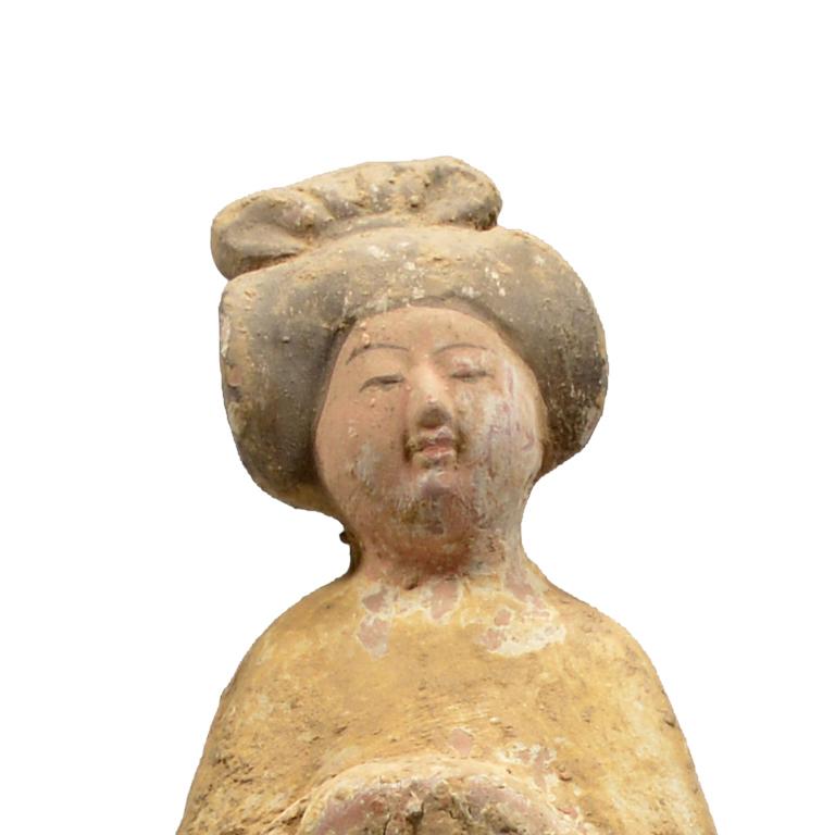 China. Terracotta Mingqi of Fat Lady, Tang dynastie, 700-750 AD For Sale 6
