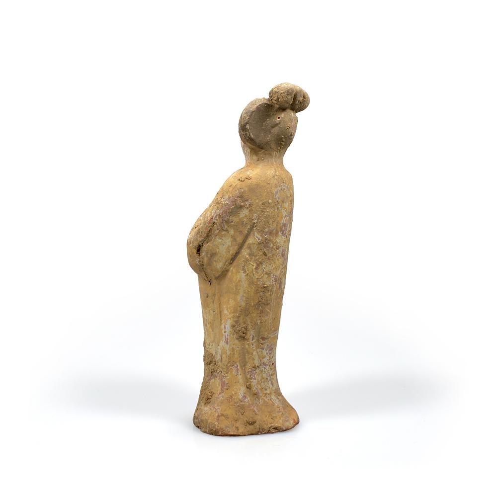 18th Century and Earlier China. Terracotta Mingqi of Fat Lady, Tang dynastie, 700-750 AD For Sale