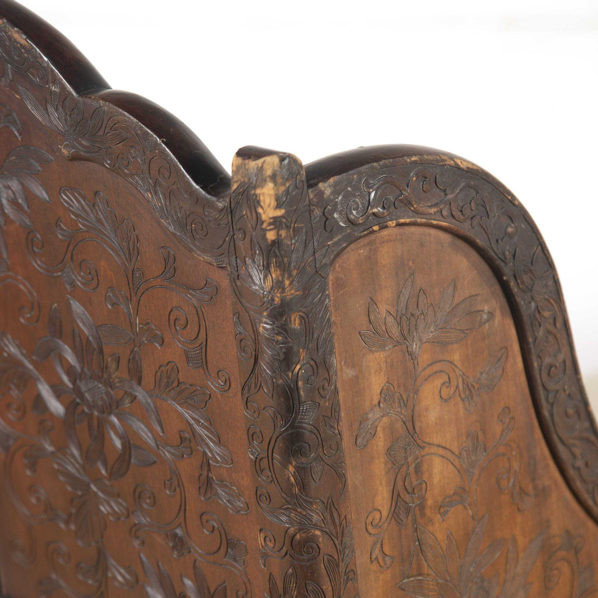 19th Century China Trade Carved Daybed For Sale